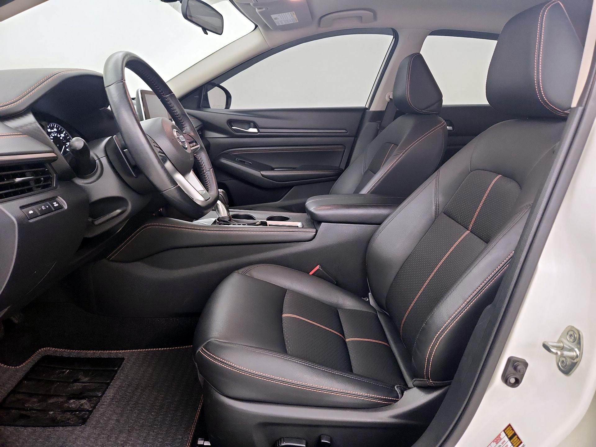 Thumbnail: 2019 Nissan Altima - 11