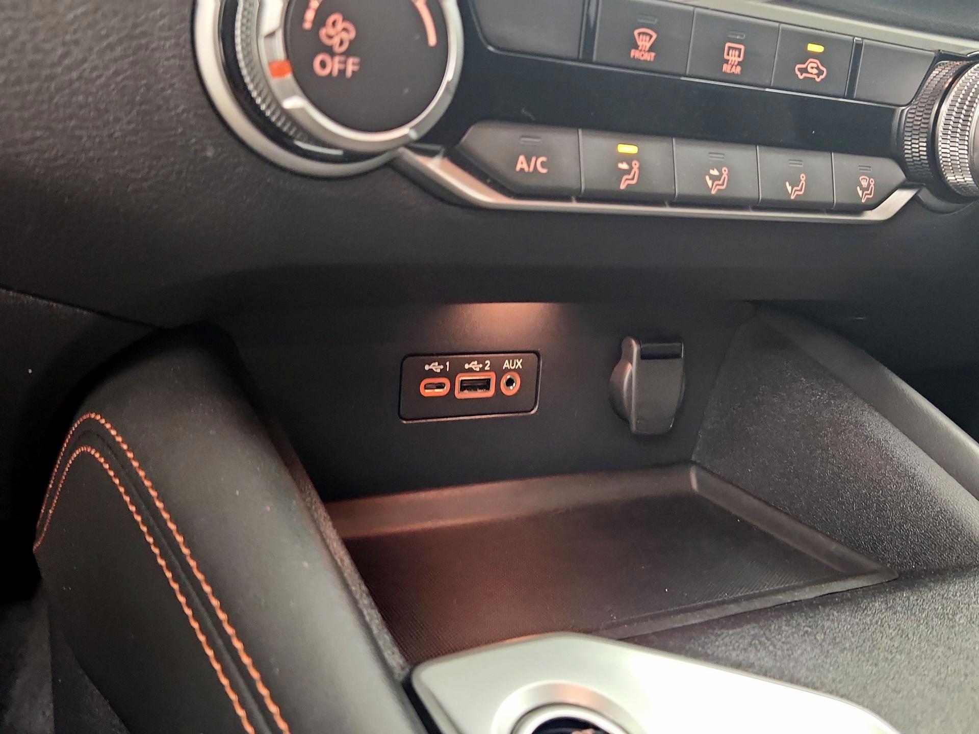 Thumbnail: 2019 Nissan Altima - 18