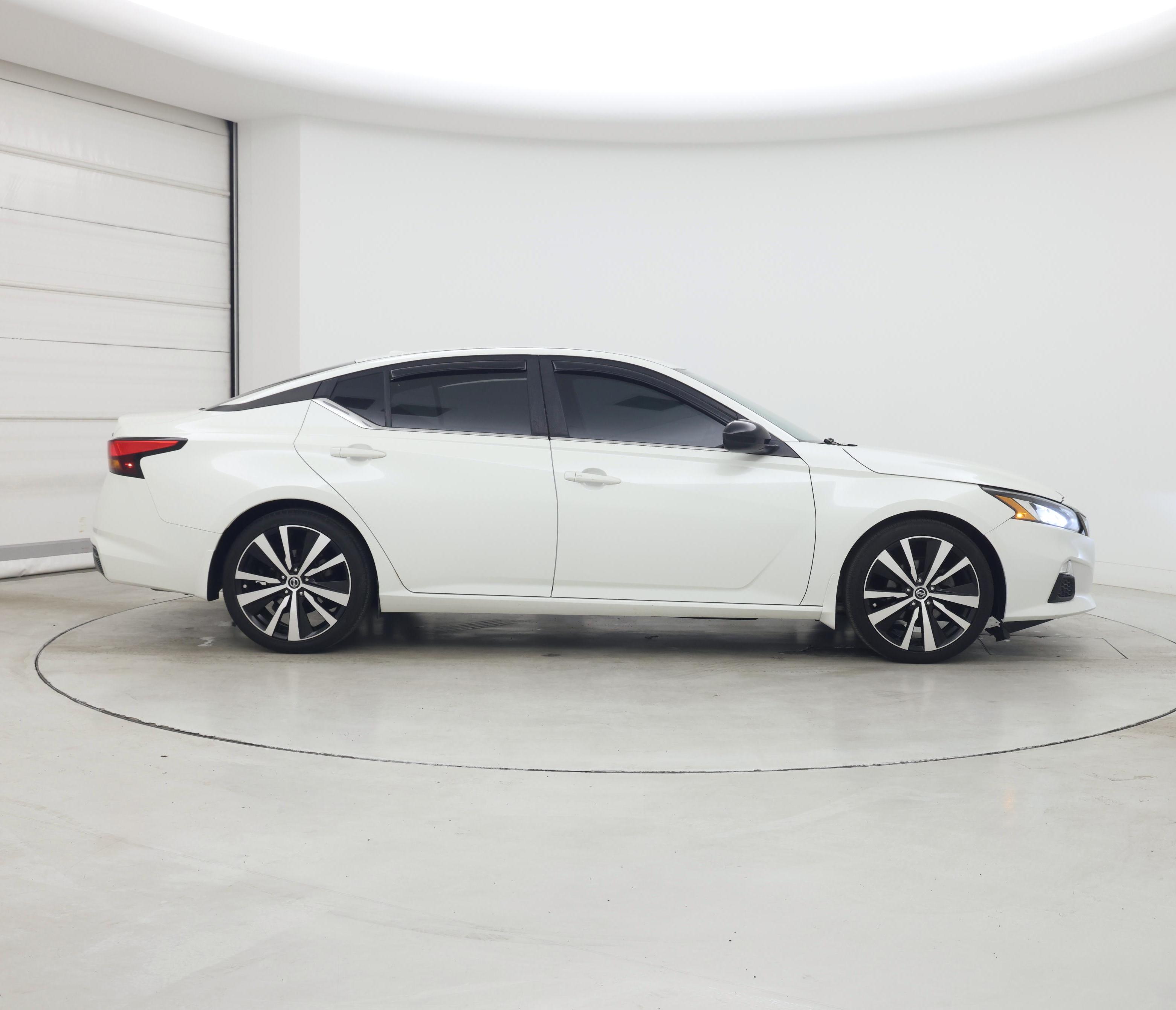 Thumbnail: 2019 Nissan Altima - 7