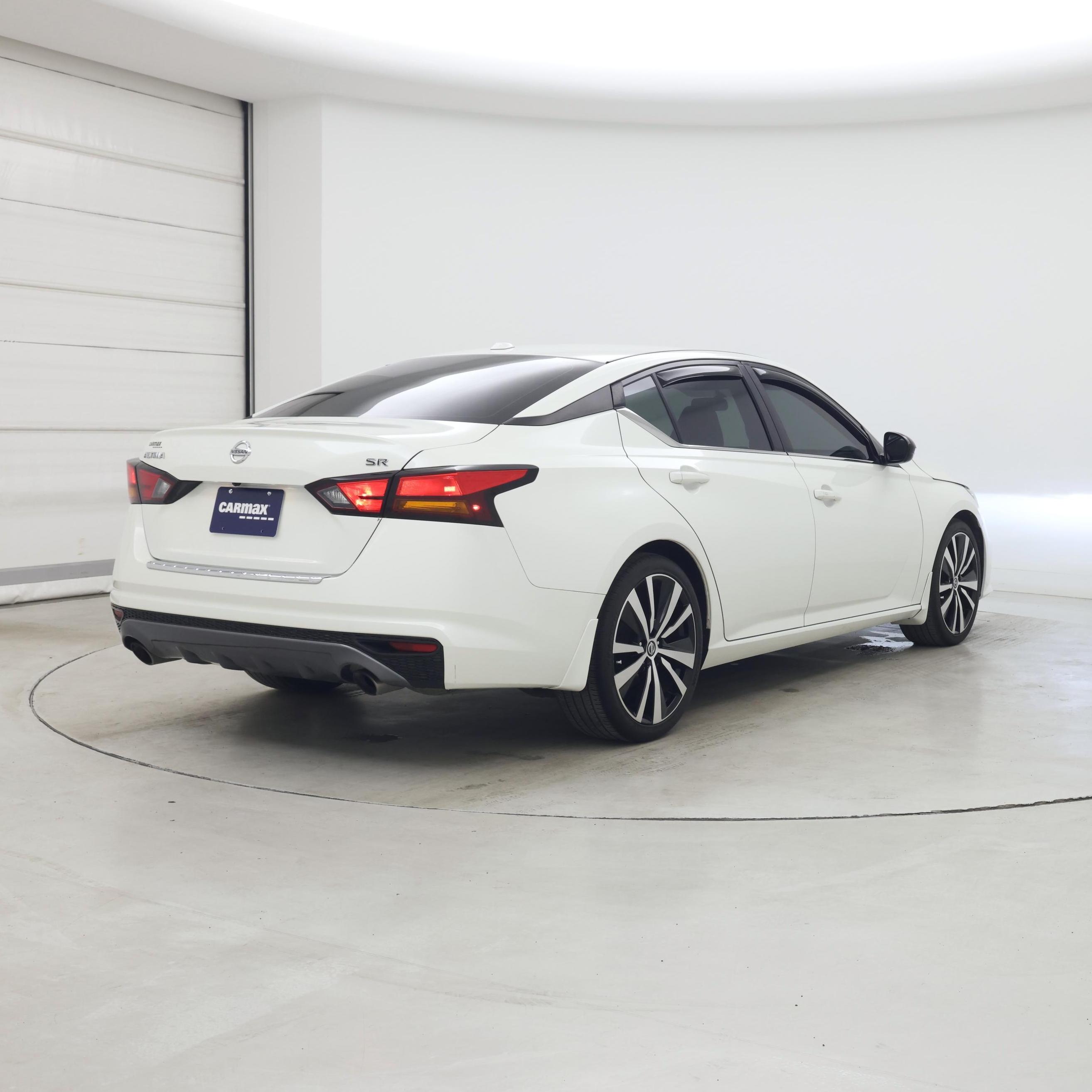 Thumbnail: 2019 Nissan Altima - 8