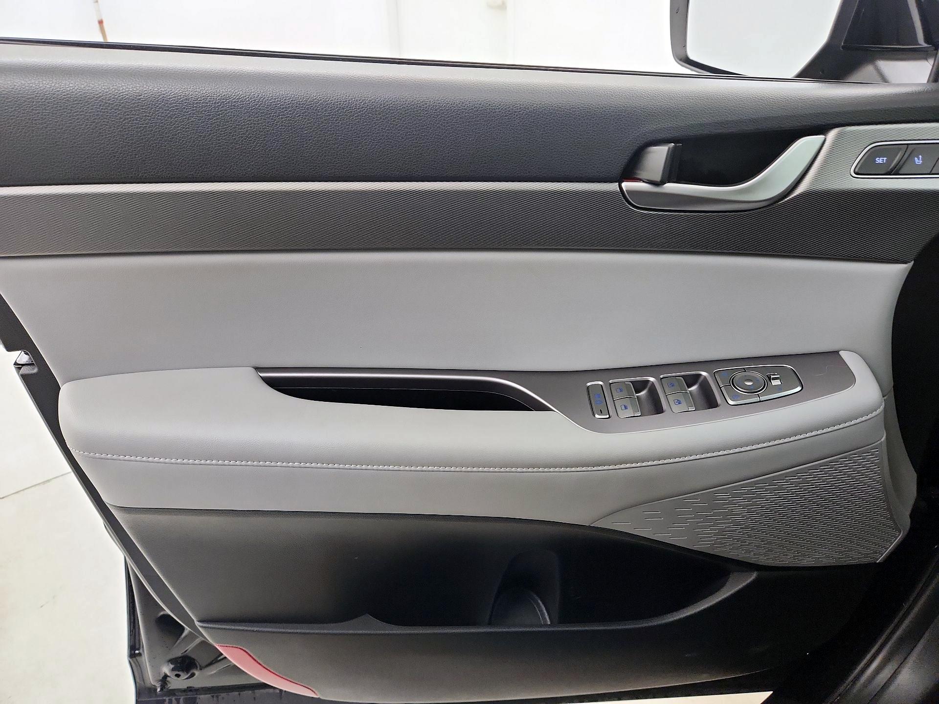 Thumbnail: 2021 Hyundai Palisade - 12