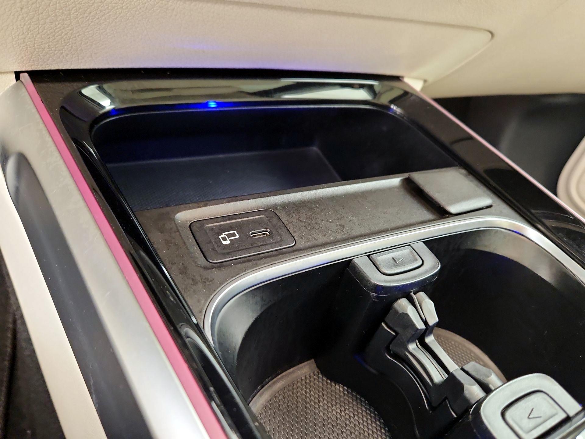 Thumbnail: 2022 Mercedes-Benz GLB - 18