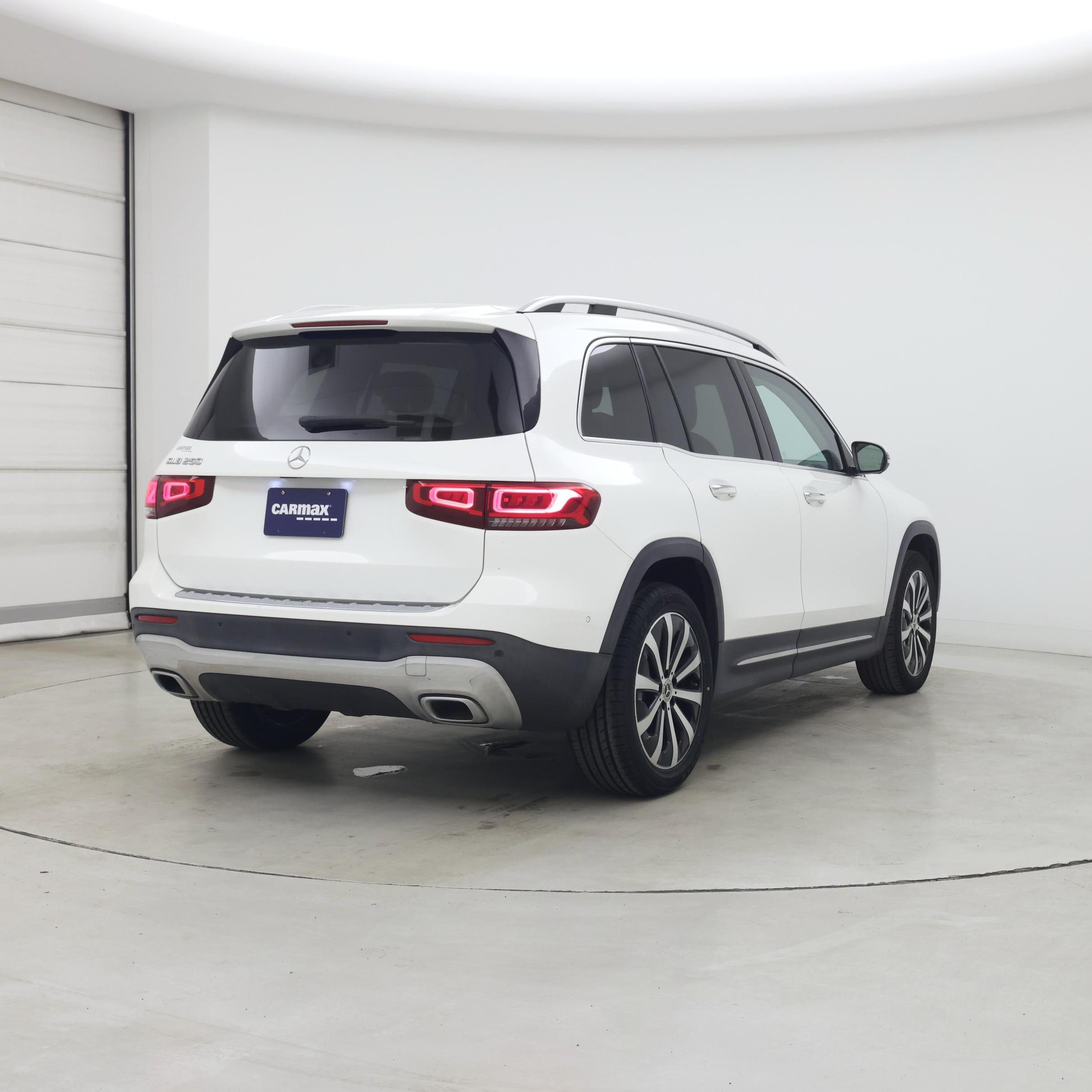 Thumbnail: 2022 Mercedes-Benz GLB - 8