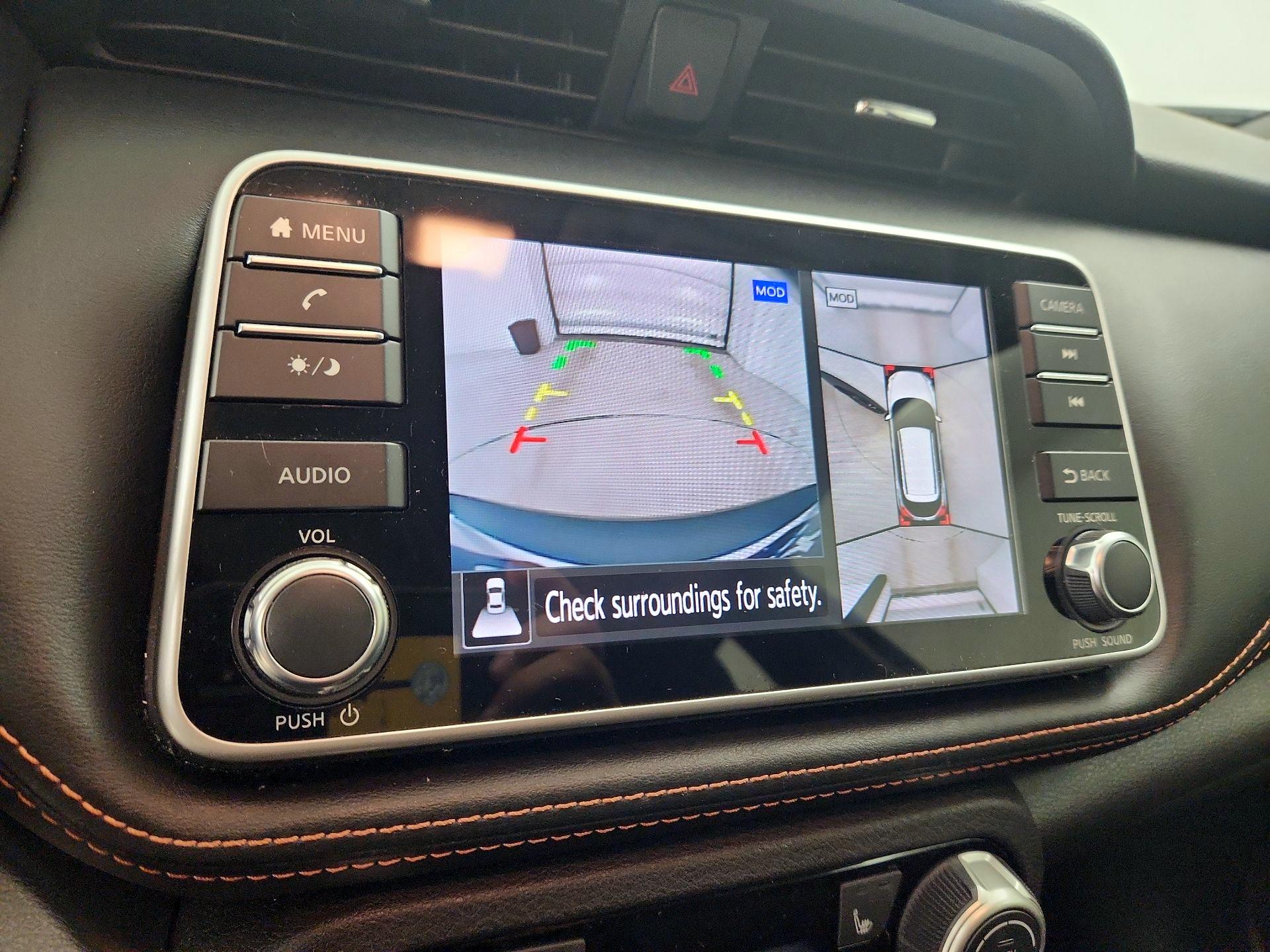 Thumbnail: 2019 Nissan Kicks - 14