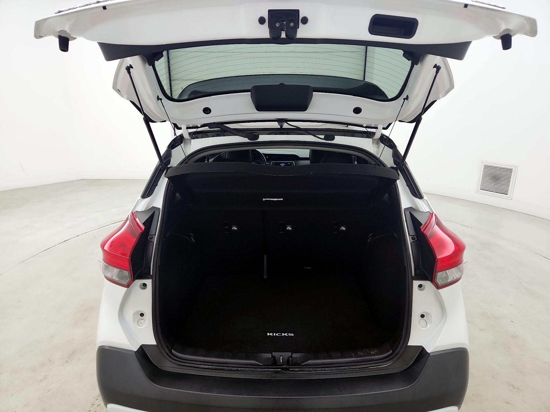 Thumbnail: 2019 Nissan Kicks - 20