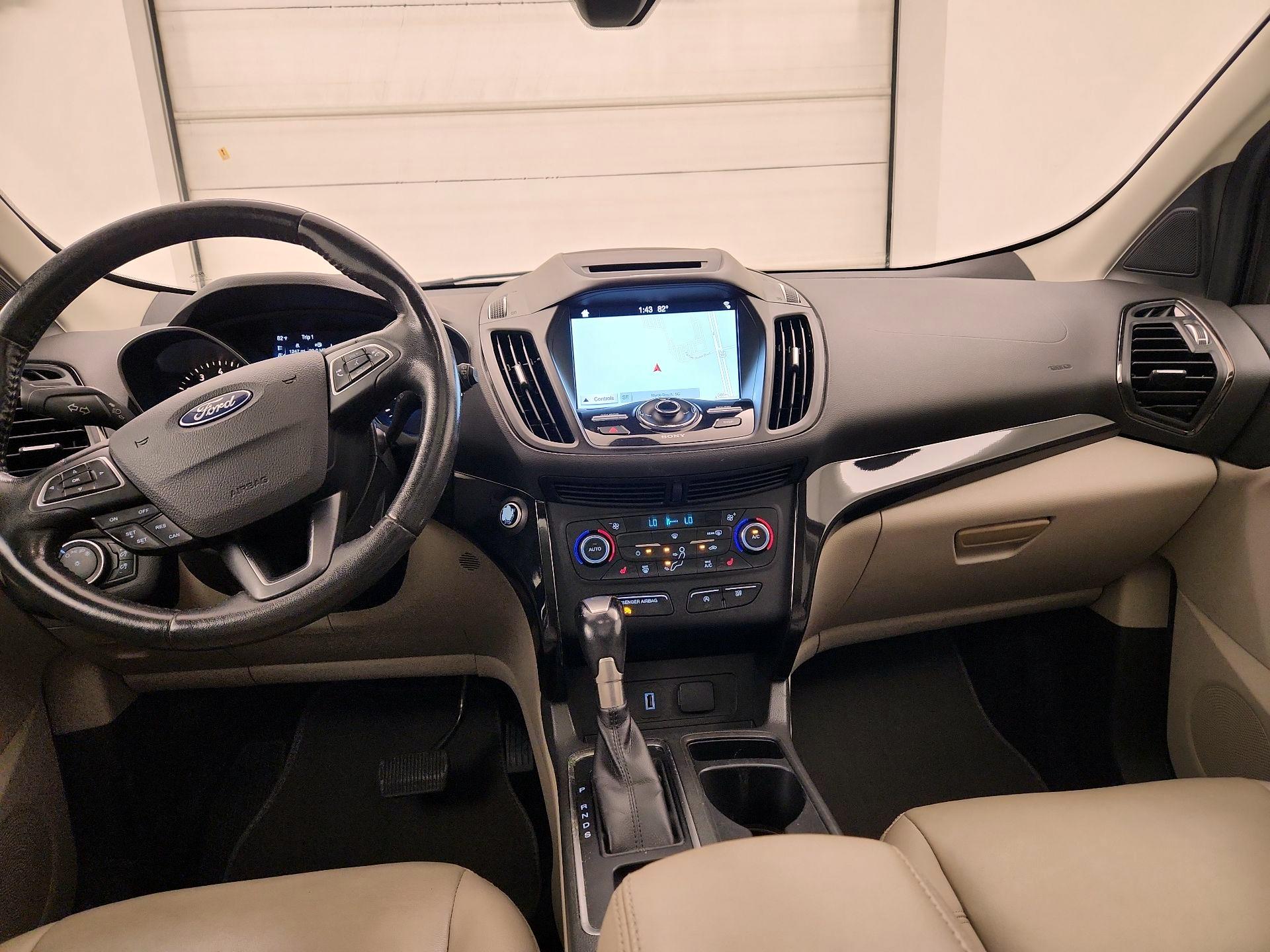 Thumbnail: 2017 Ford Escape - 9