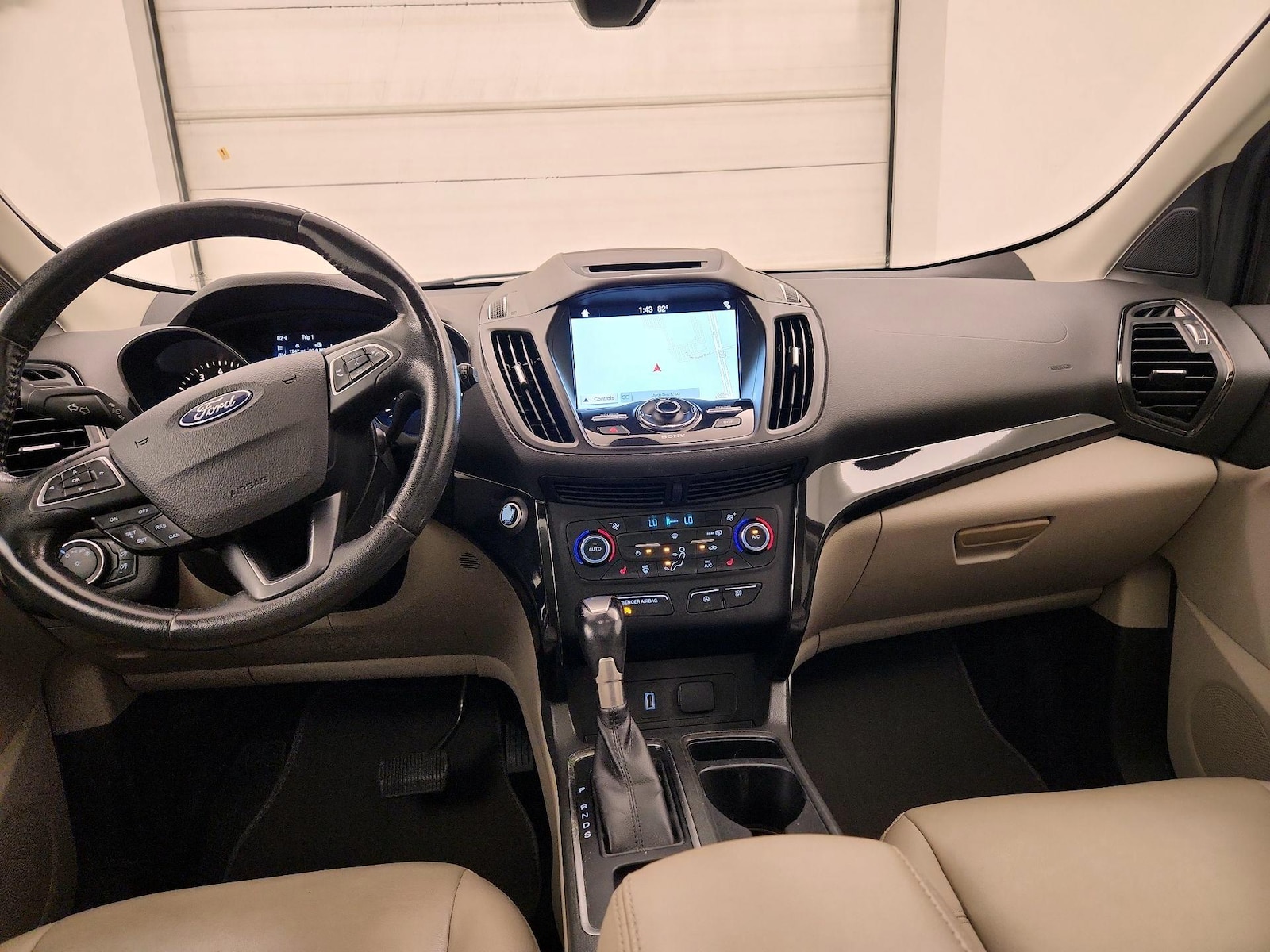 2017 Ford Escape Titanium - Photo 10