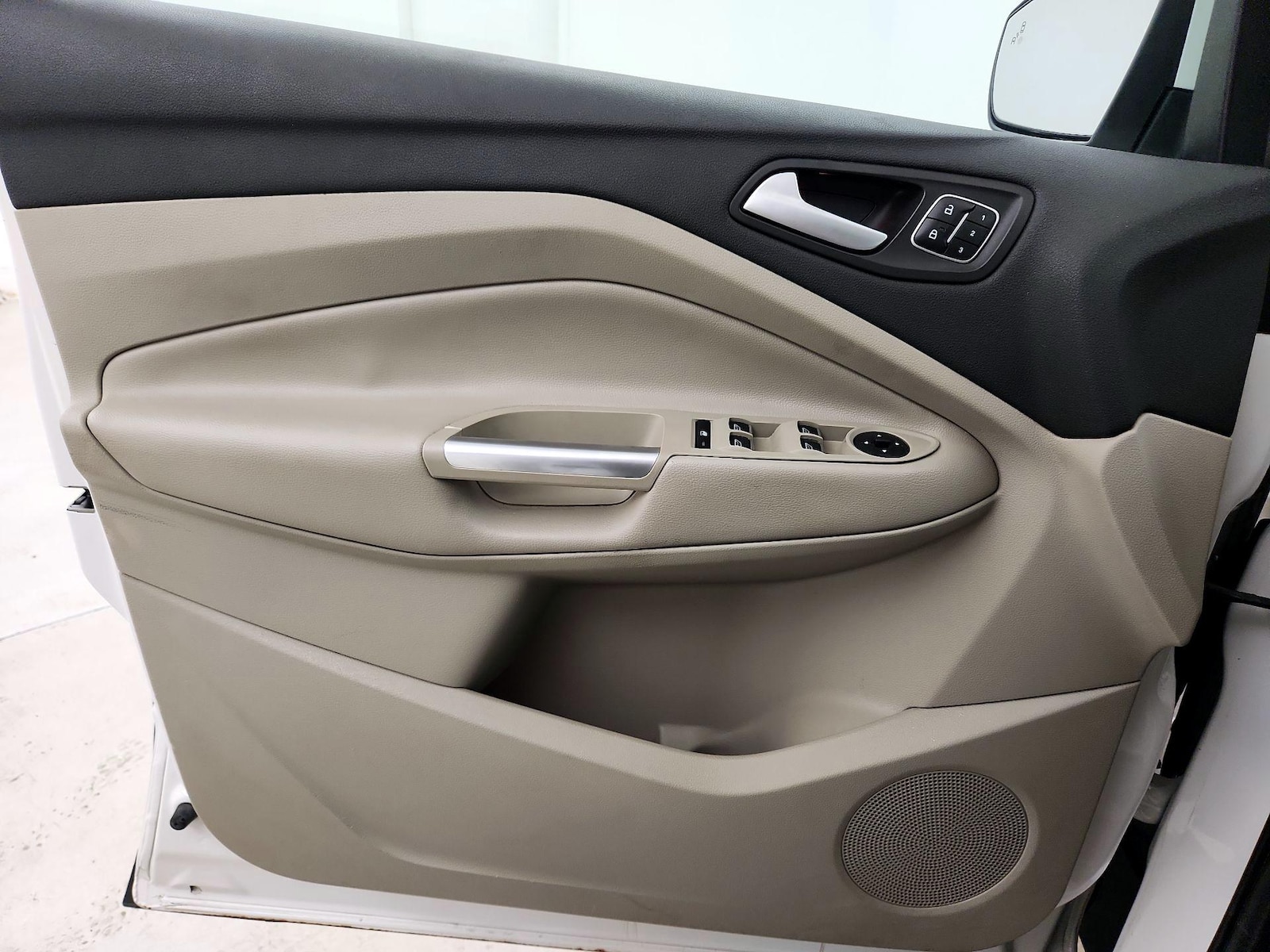 2017 Ford Escape Titanium - Photo 13