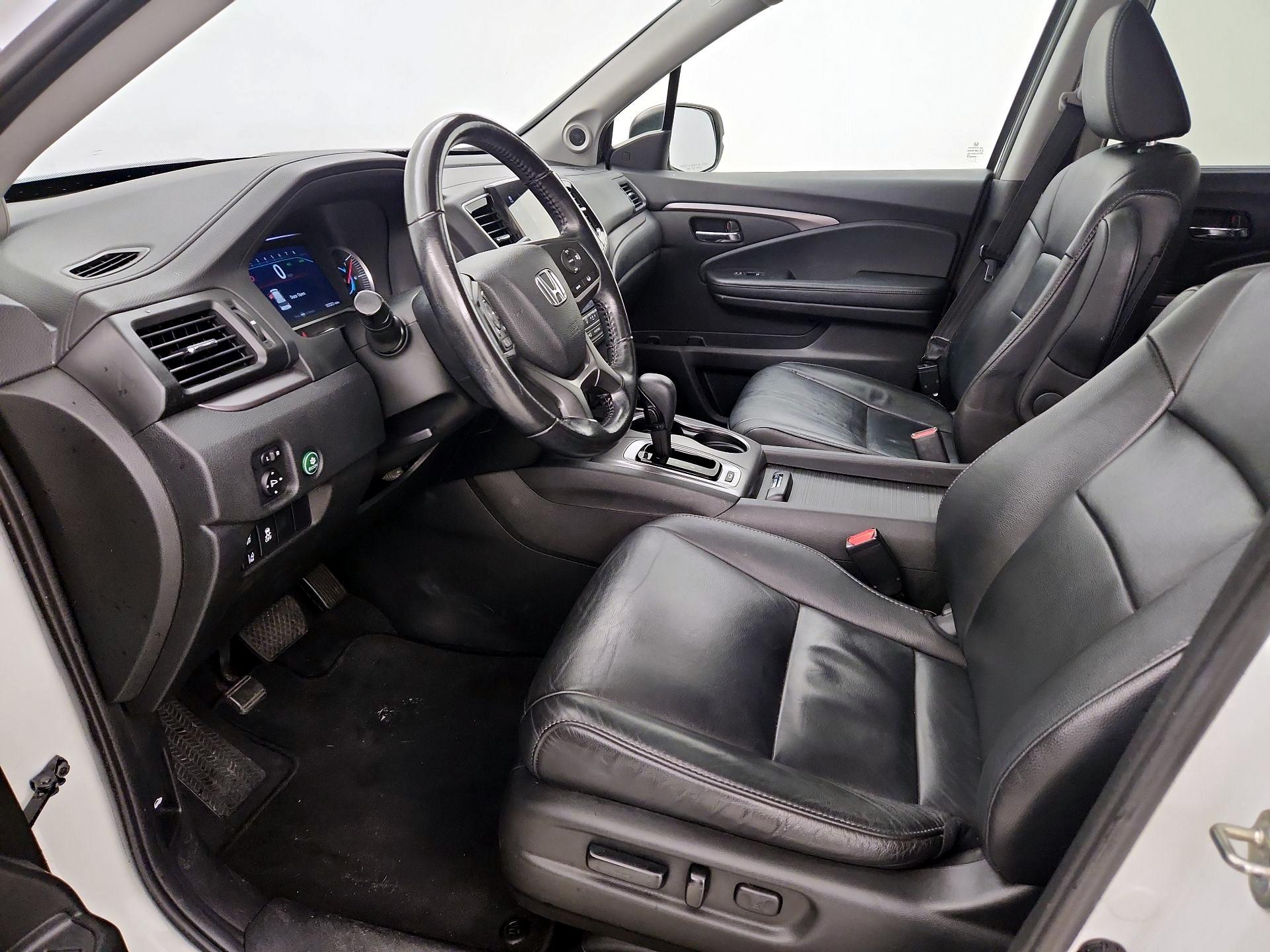 Thumbnail: 2020 Honda Pilot - 11