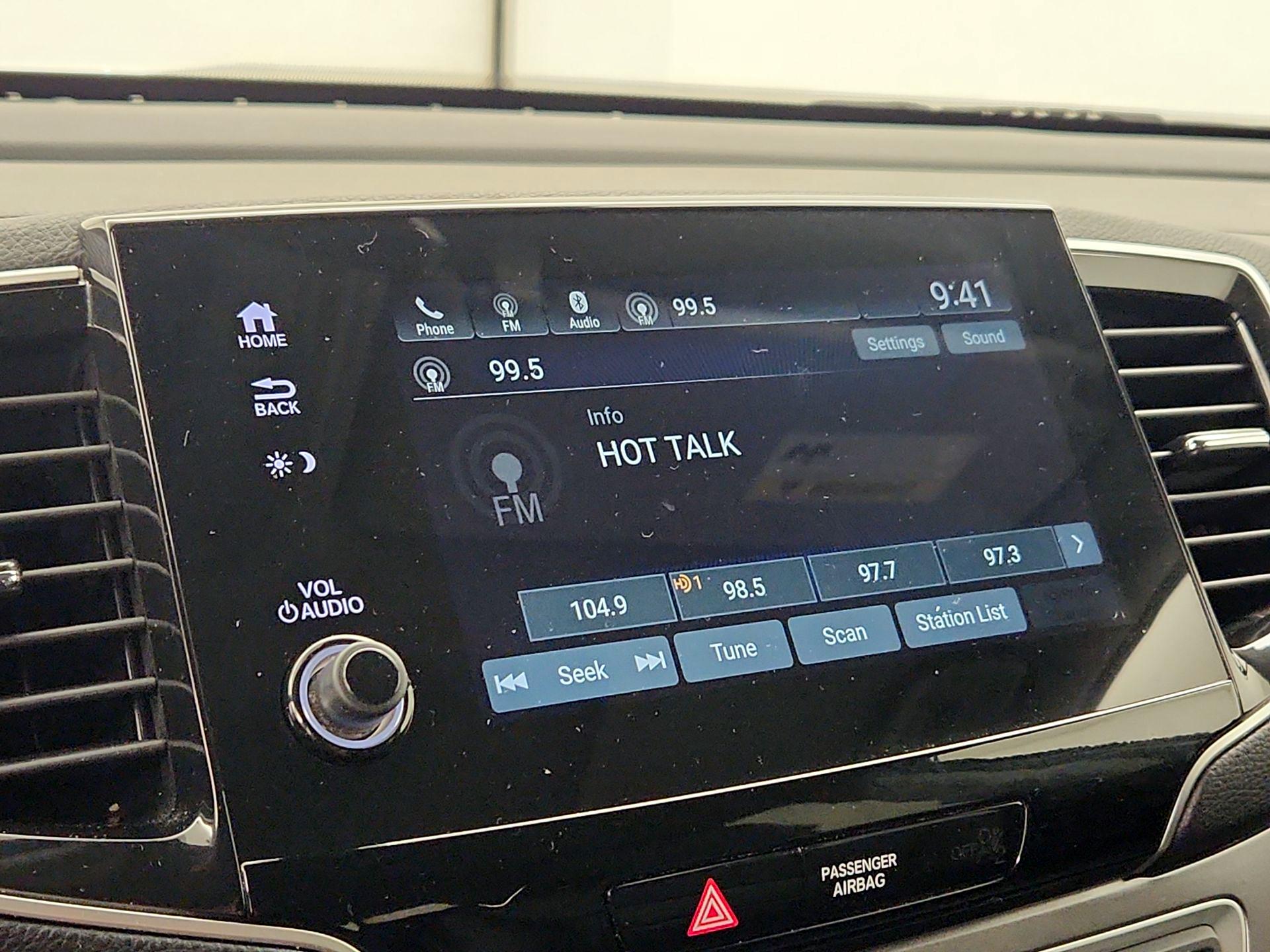 Thumbnail: 2020 Honda Pilot - 15