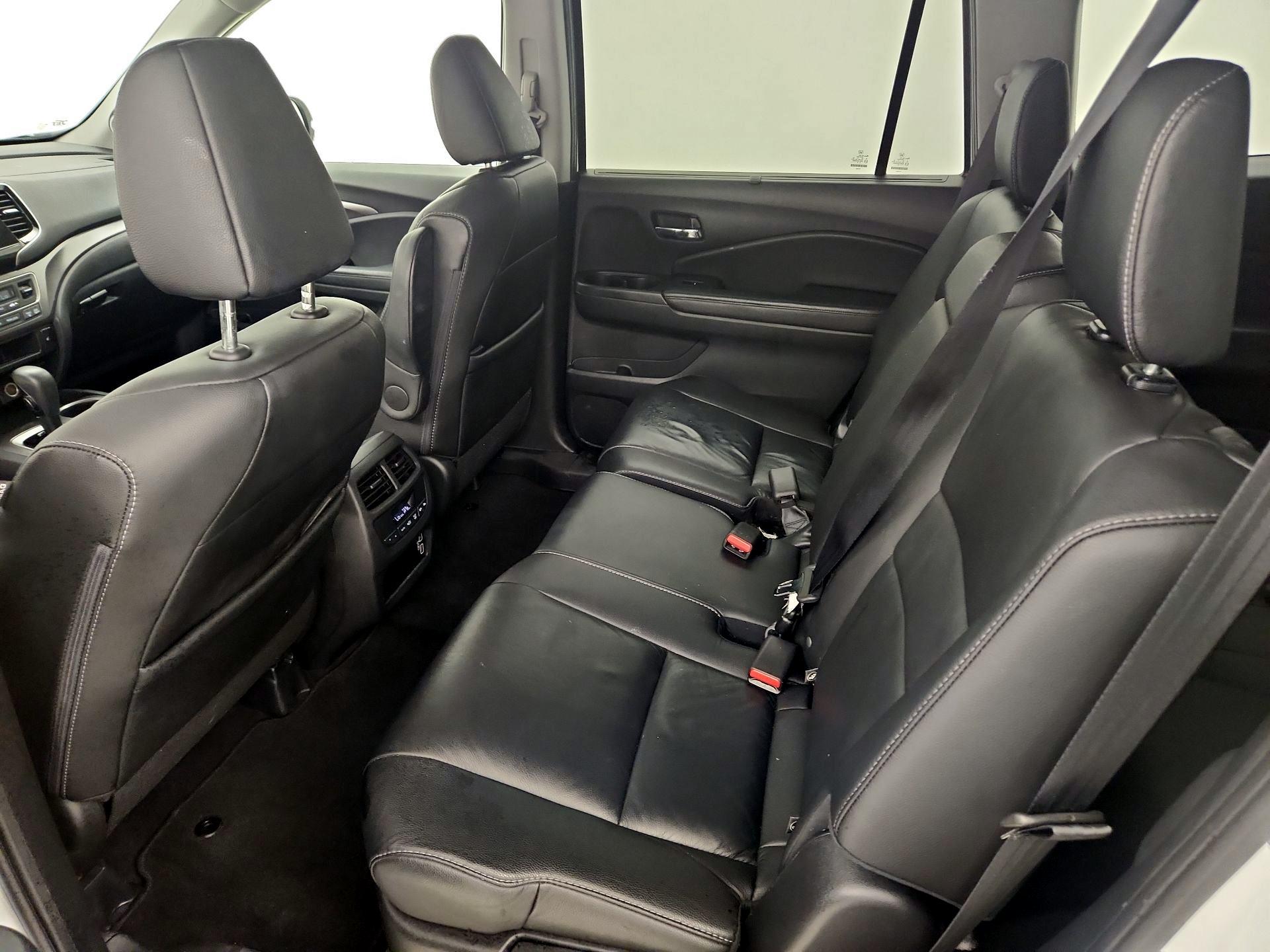 Thumbnail: 2020 Honda Pilot - 20