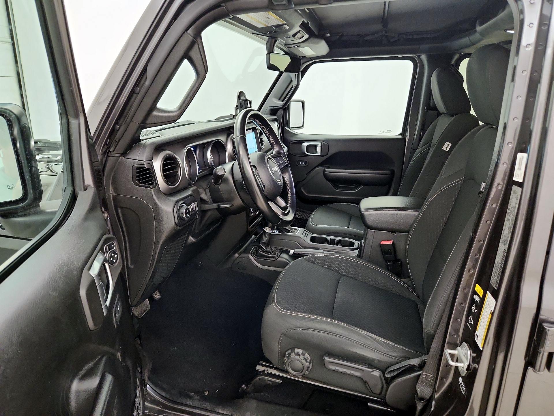 Thumbnail: 2021 Jeep Gladiator - 11