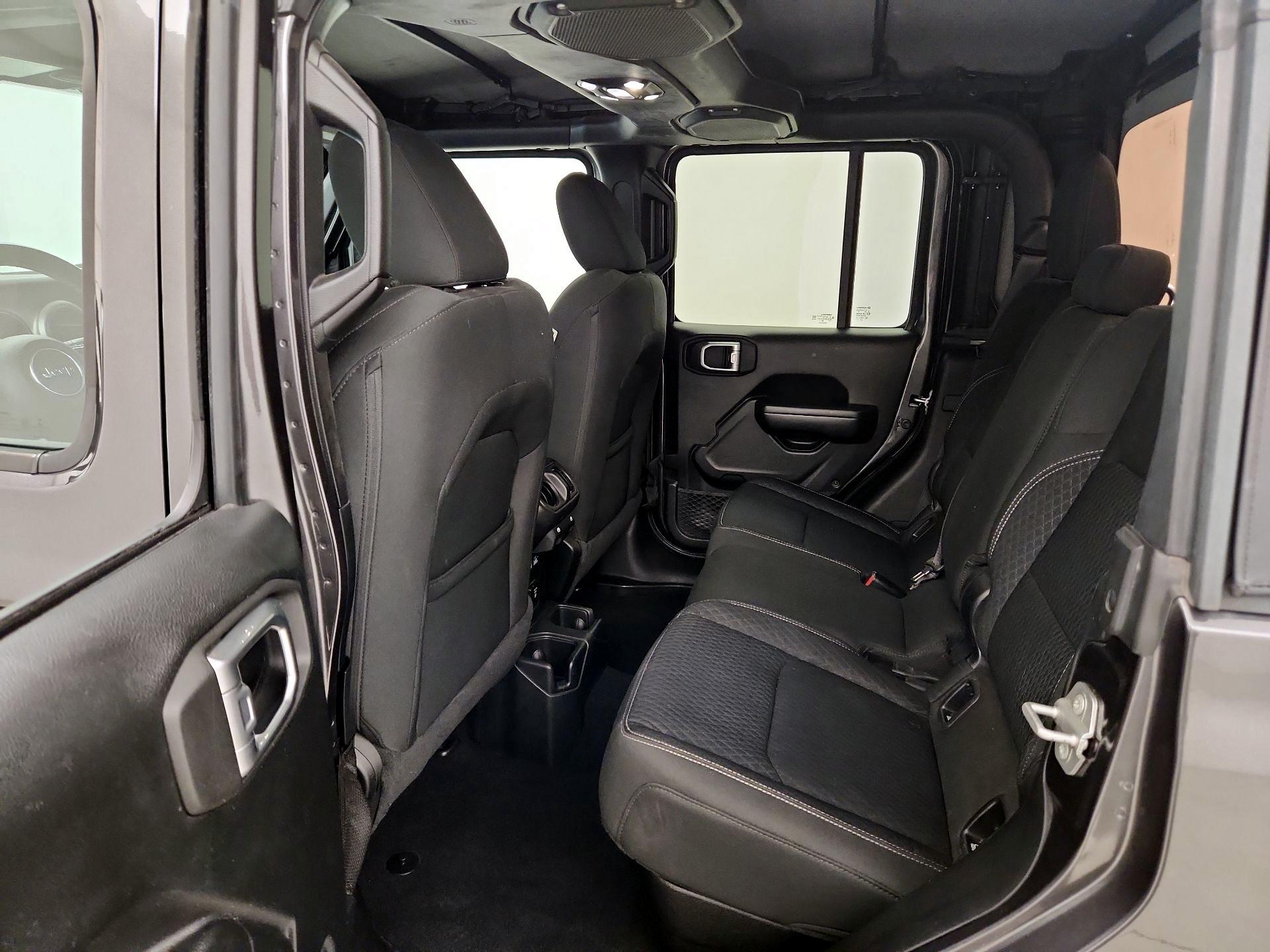 Thumbnail: 2021 Jeep Gladiator - 20