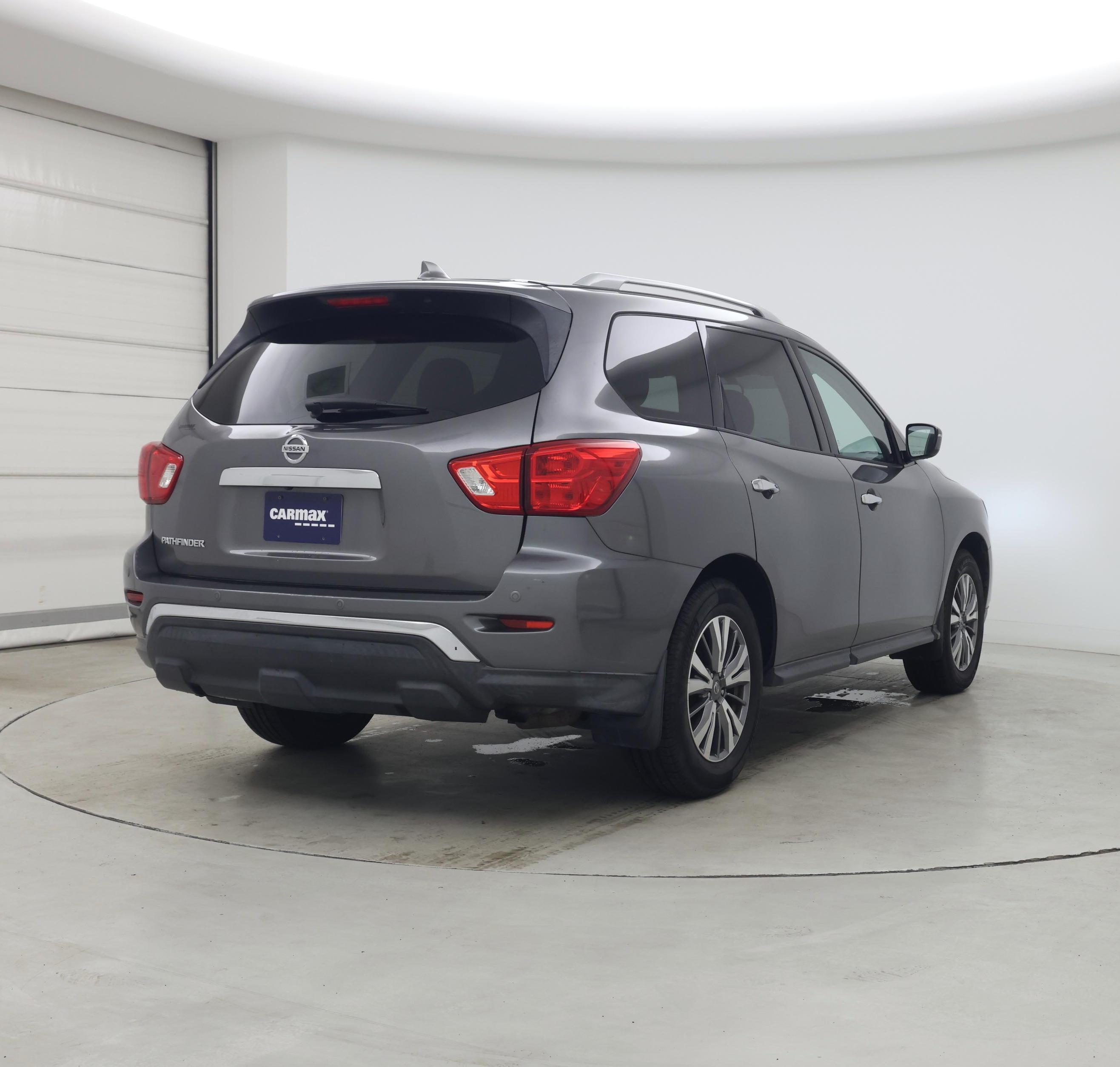 Thumbnail: 2019 Nissan Pathfinder - 8