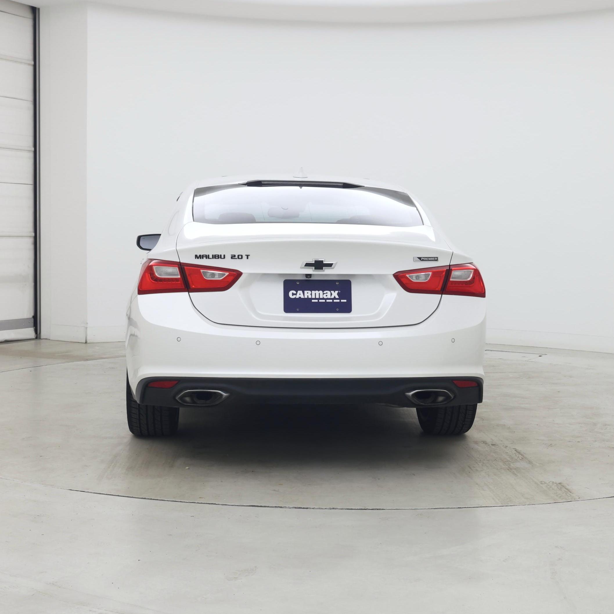 Thumbnail: 2018 Chevrolet Malibu - 6