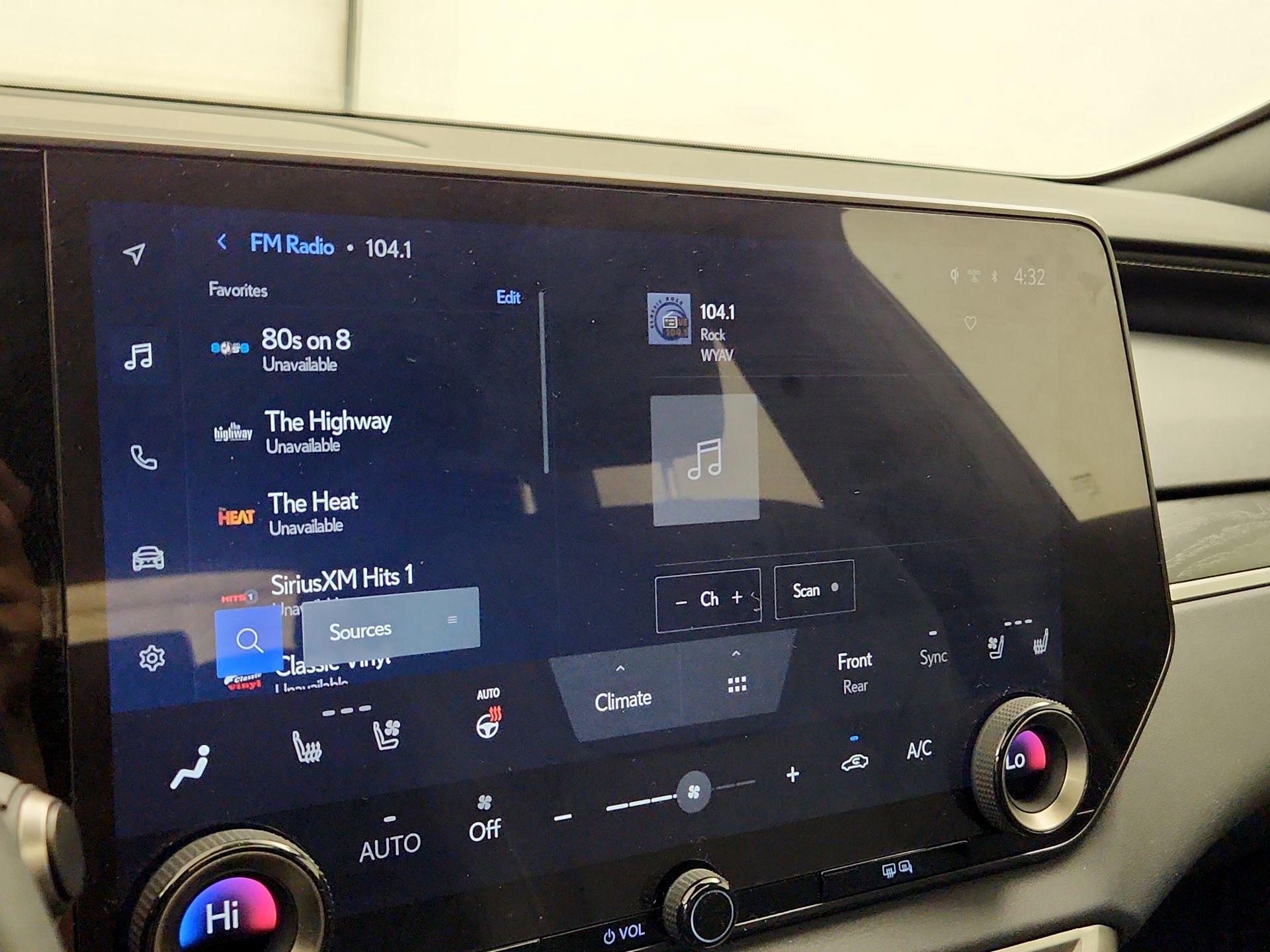 Thumbnail: 2024 Lexus RX - 15