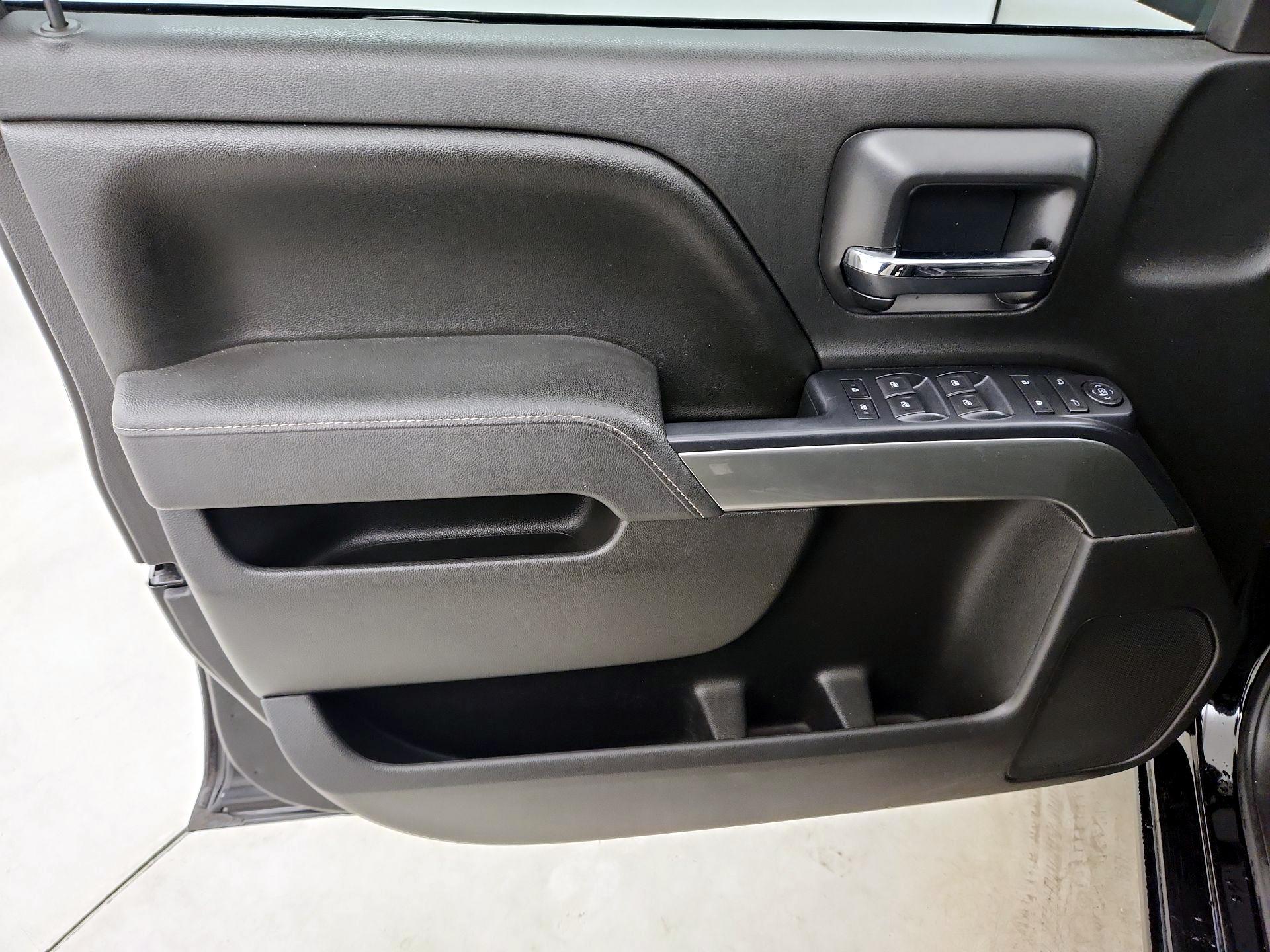 Thumbnail: 2015 Chevrolet Silverado 1500 - 12