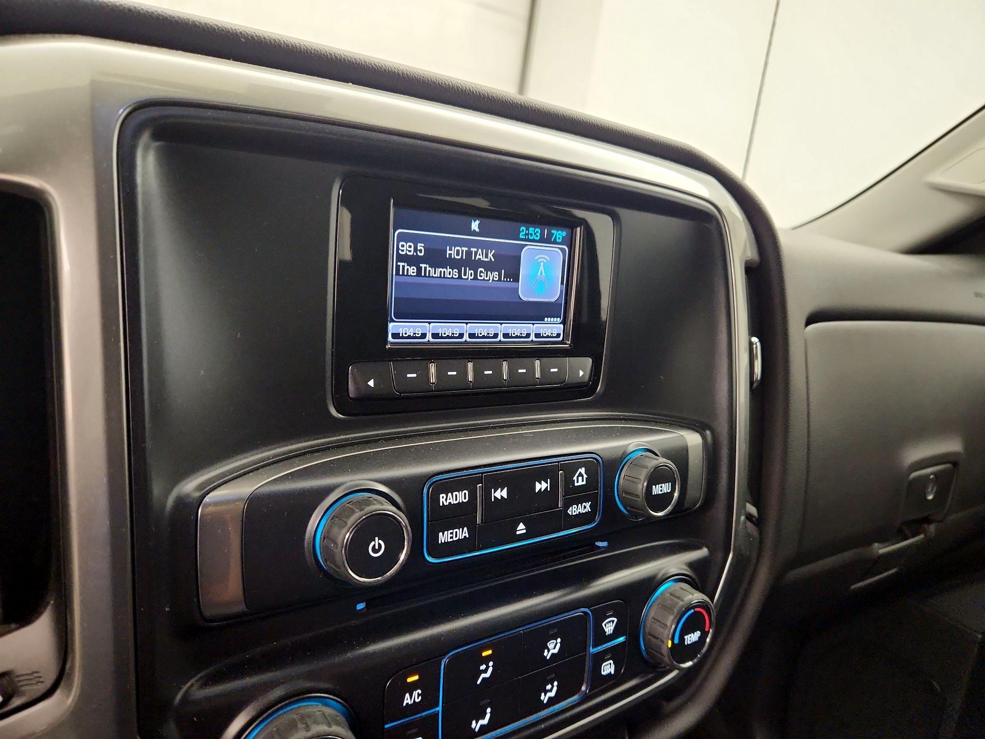 Thumbnail: 2015 Chevrolet Silverado 1500 - 14