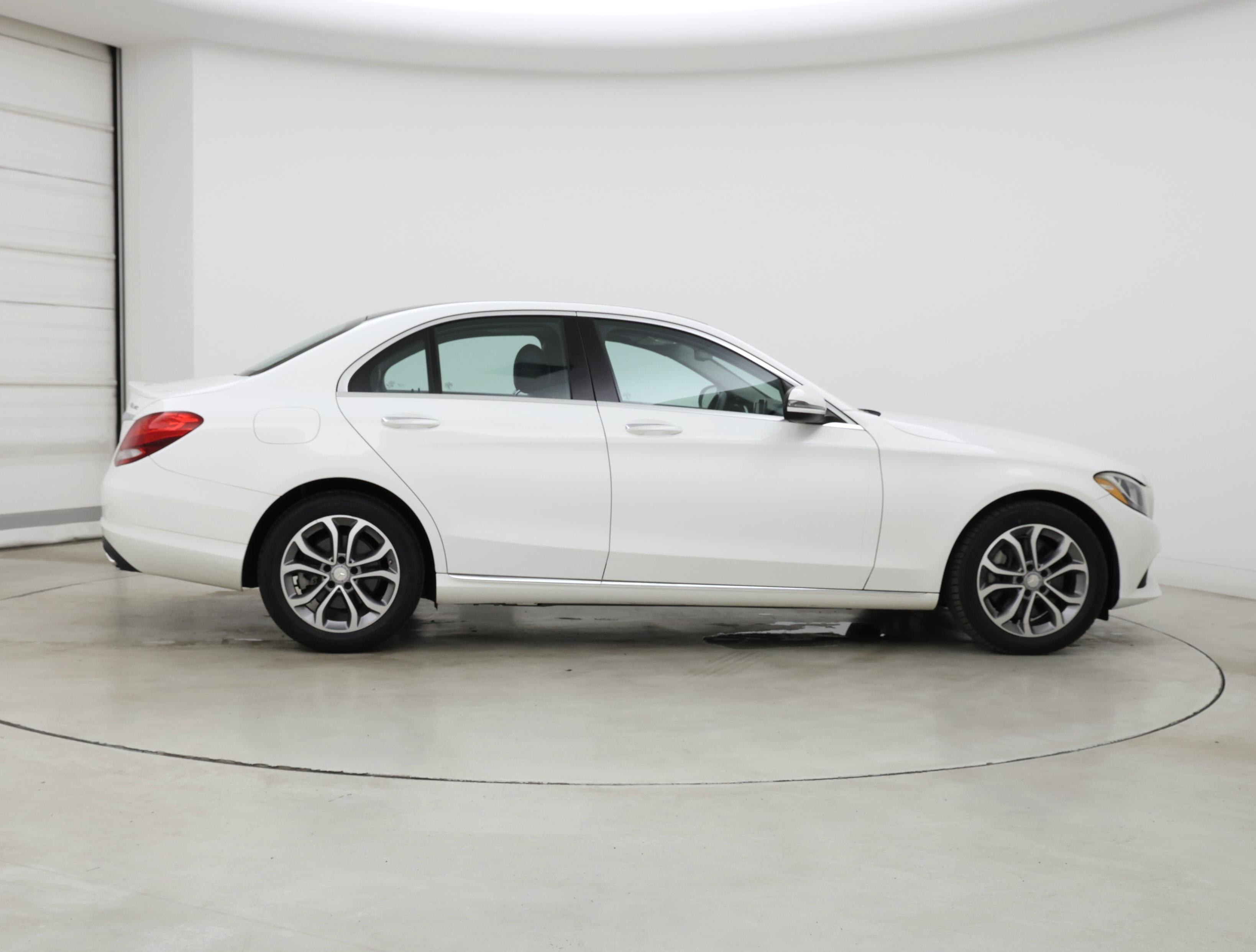 Thumbnail: 2017 Mercedes-Benz C-Class - 7