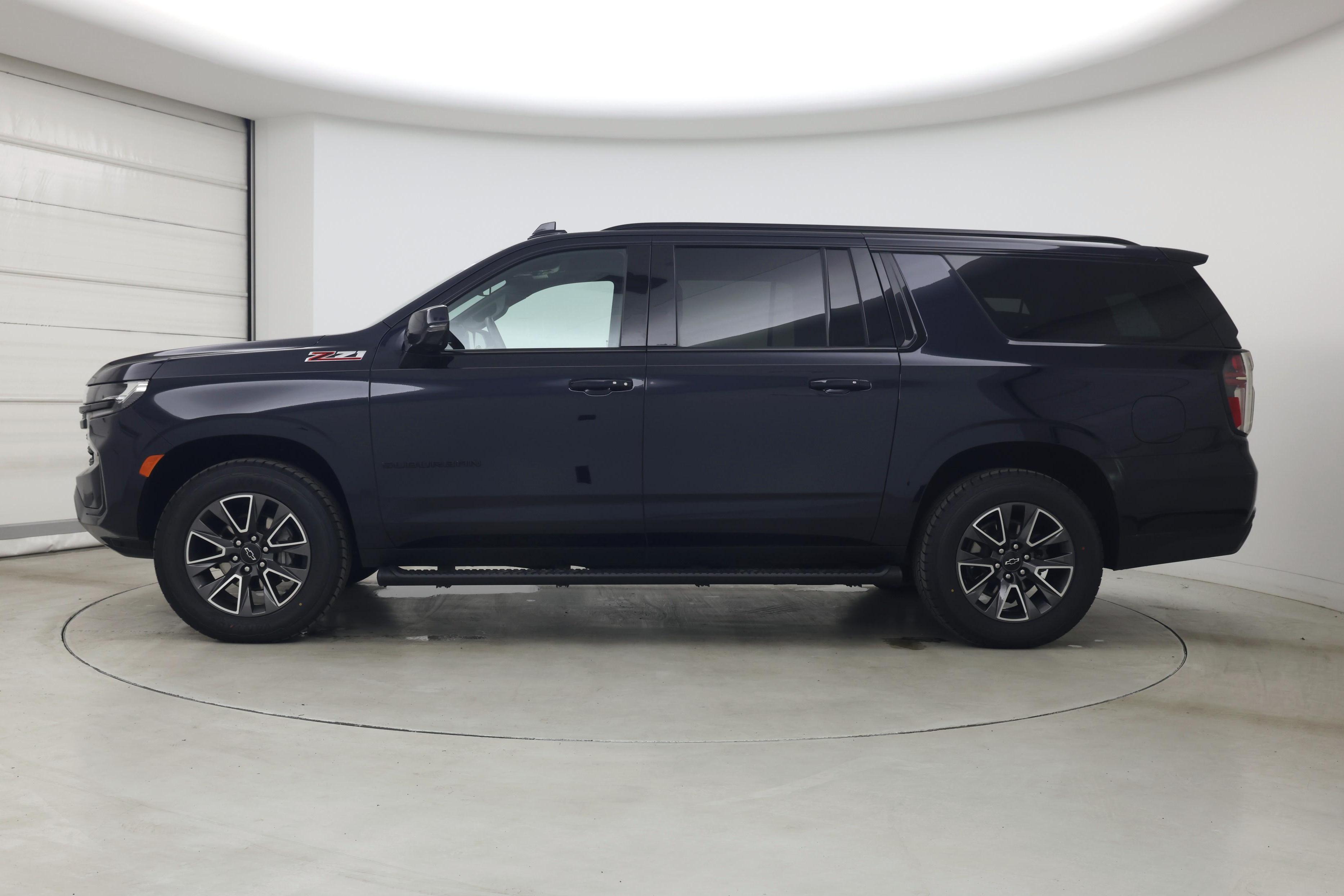 Thumbnail: 2024 Chevrolet Suburban - 3