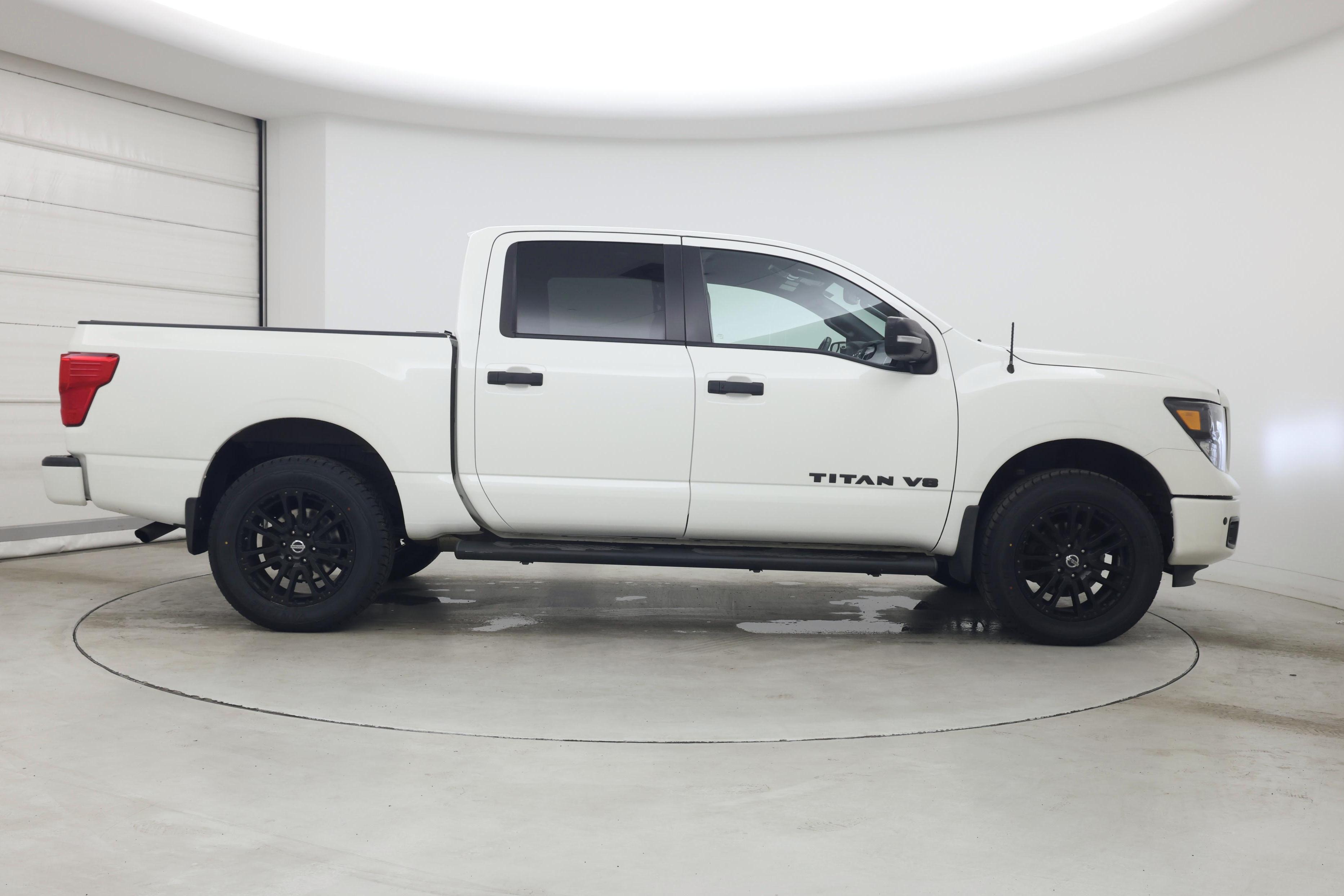 Thumbnail: 2018 Nissan Titan - 7