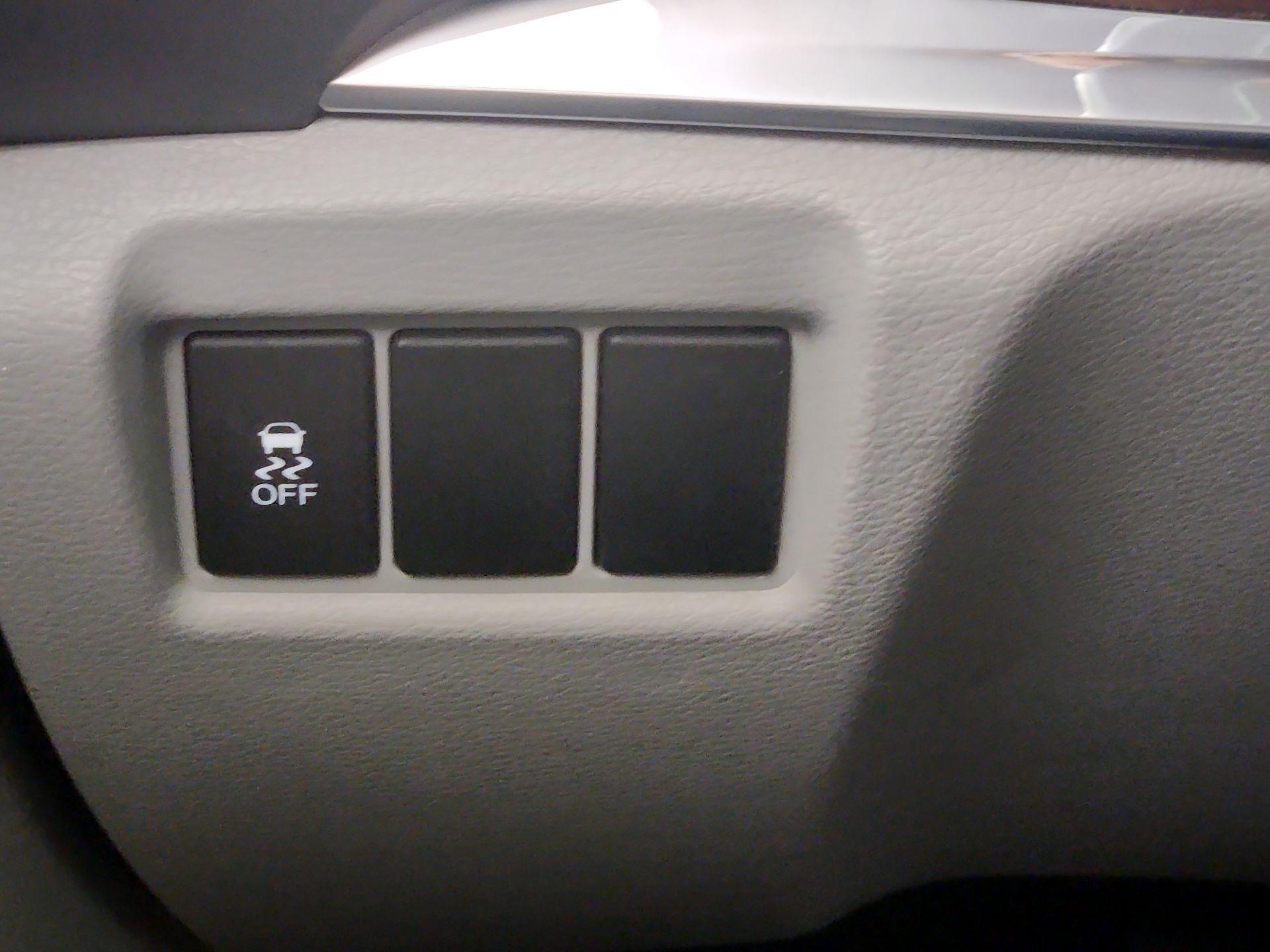 Thumbnail: 2016 Acura MDX - 13