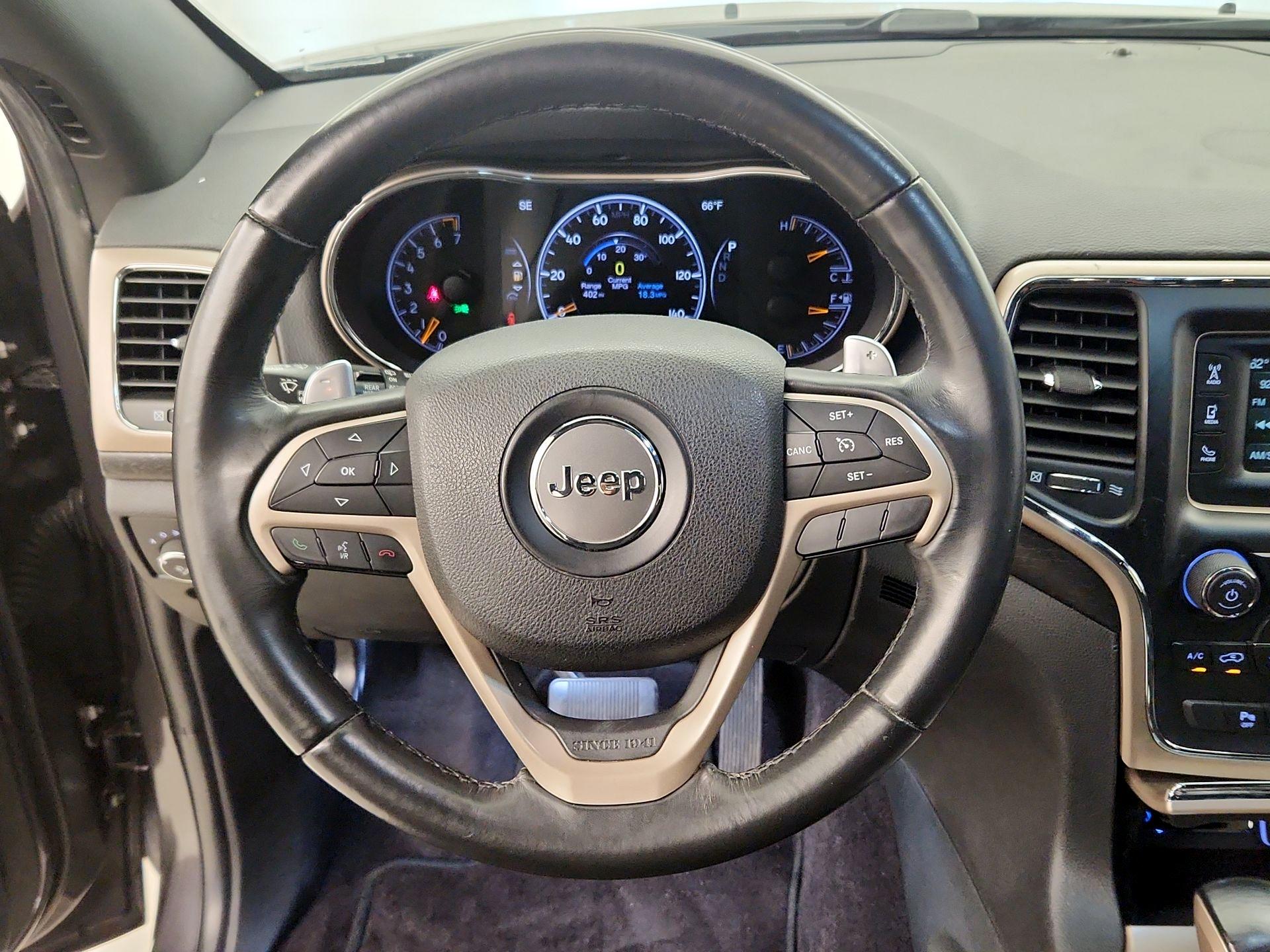 Thumbnail: 2016 Jeep Grand Cherokee - 10