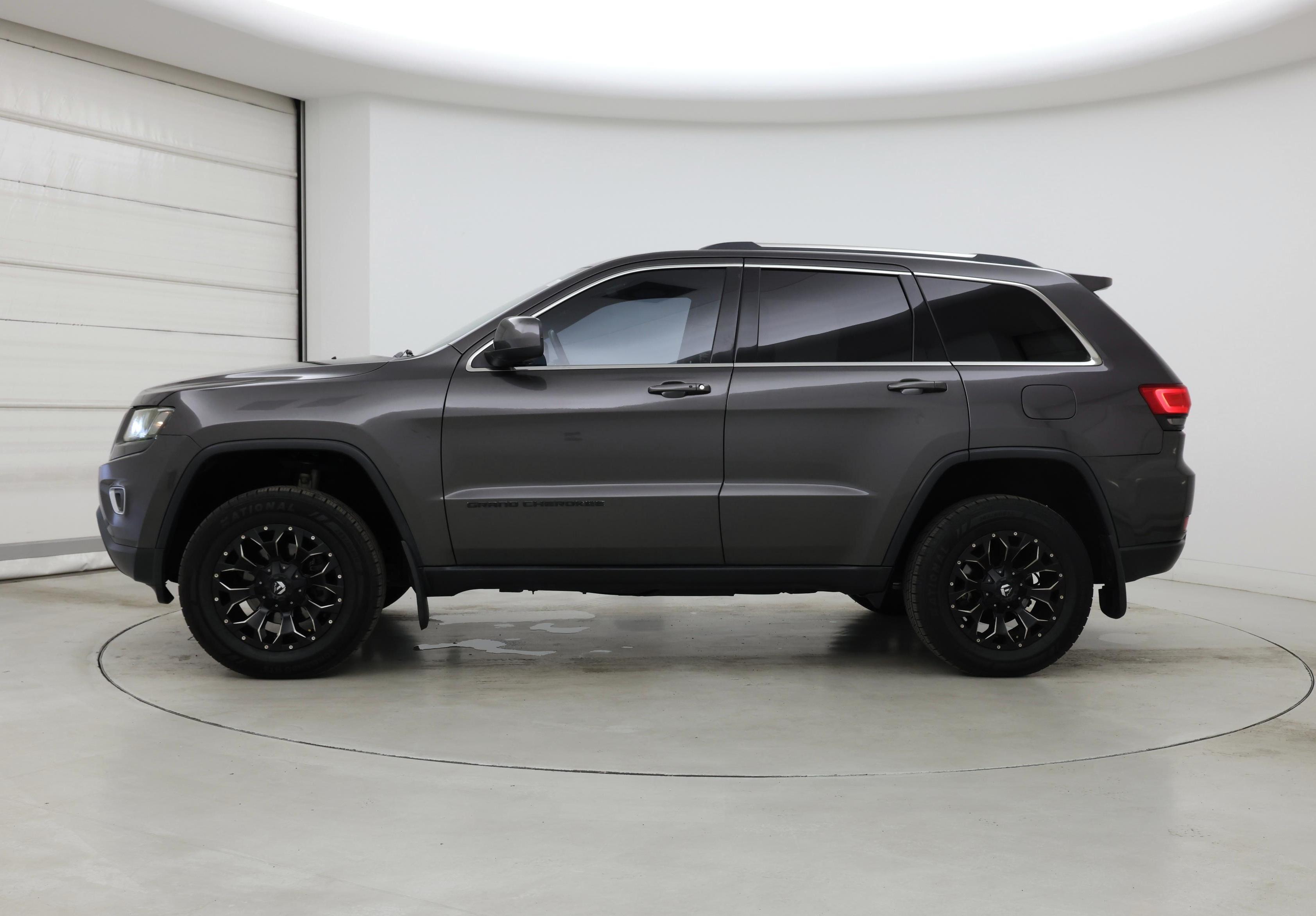Thumbnail: 2016 Jeep Grand Cherokee - 3
