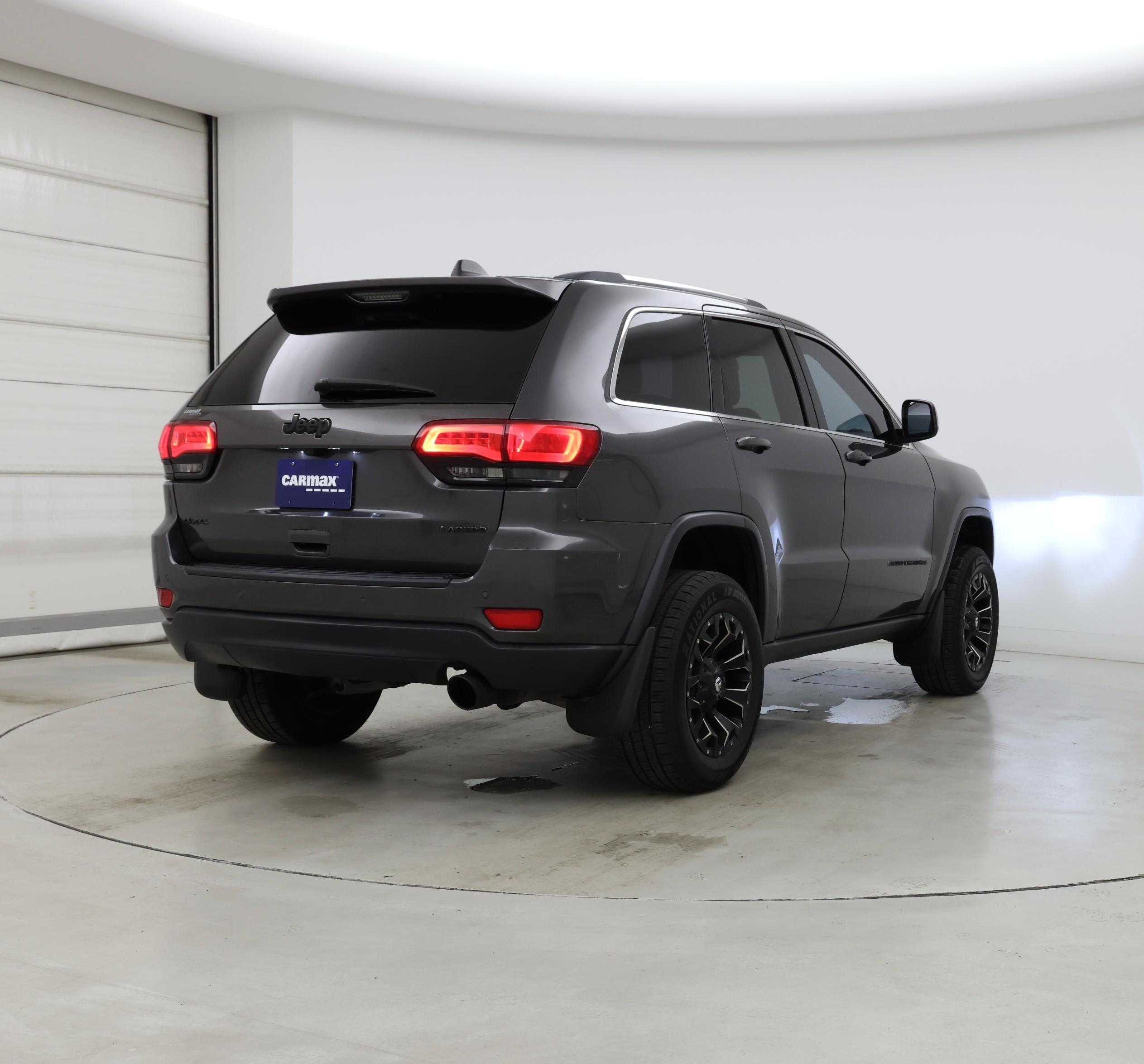 Thumbnail: 2016 Jeep Grand Cherokee - 8