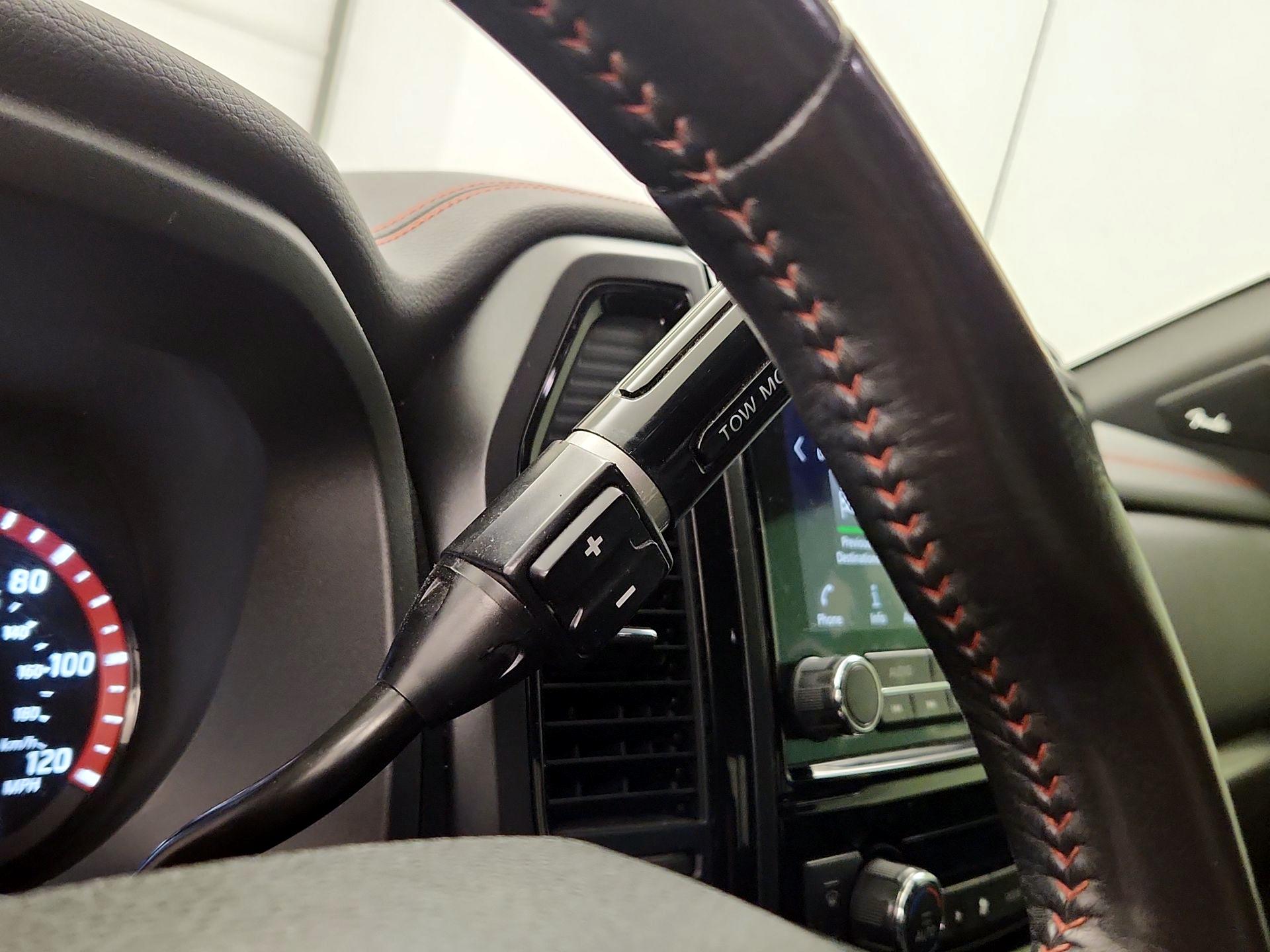 Thumbnail: 2021 Nissan Titan - 17