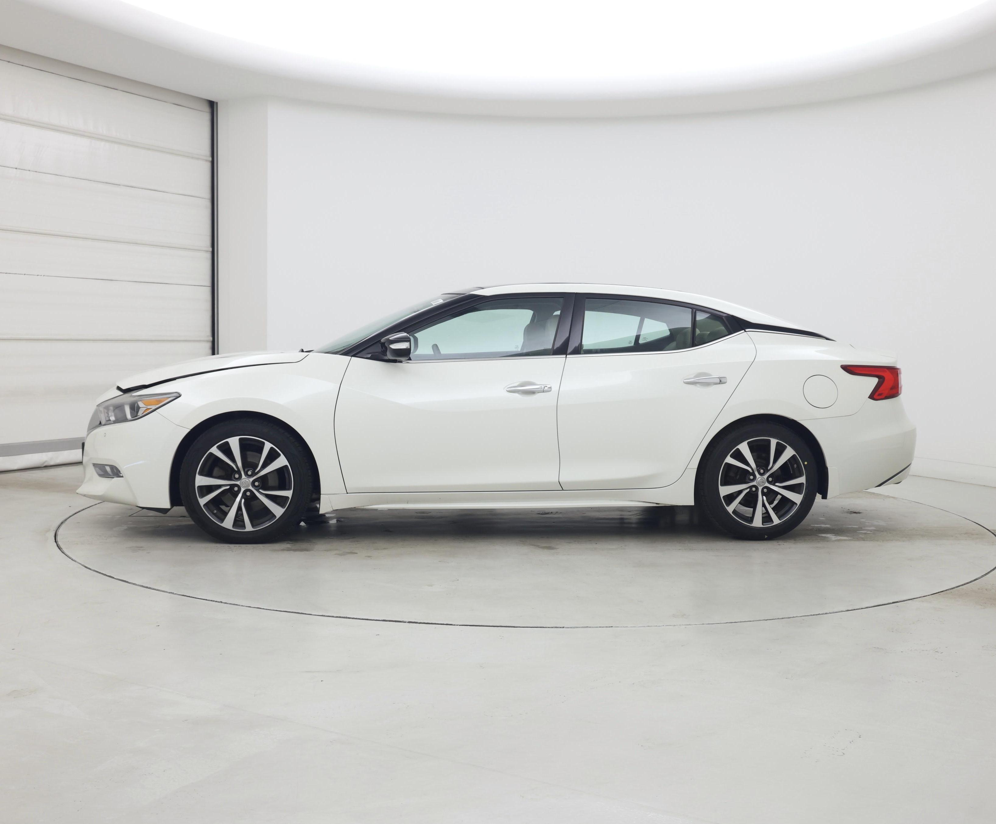 Thumbnail: 2017 Nissan Maxima - 3