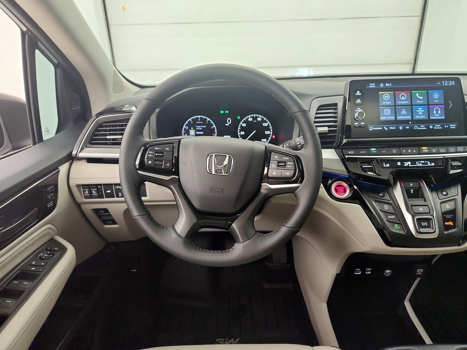 Thumbnail: 2026 Honda Odyssey - 10