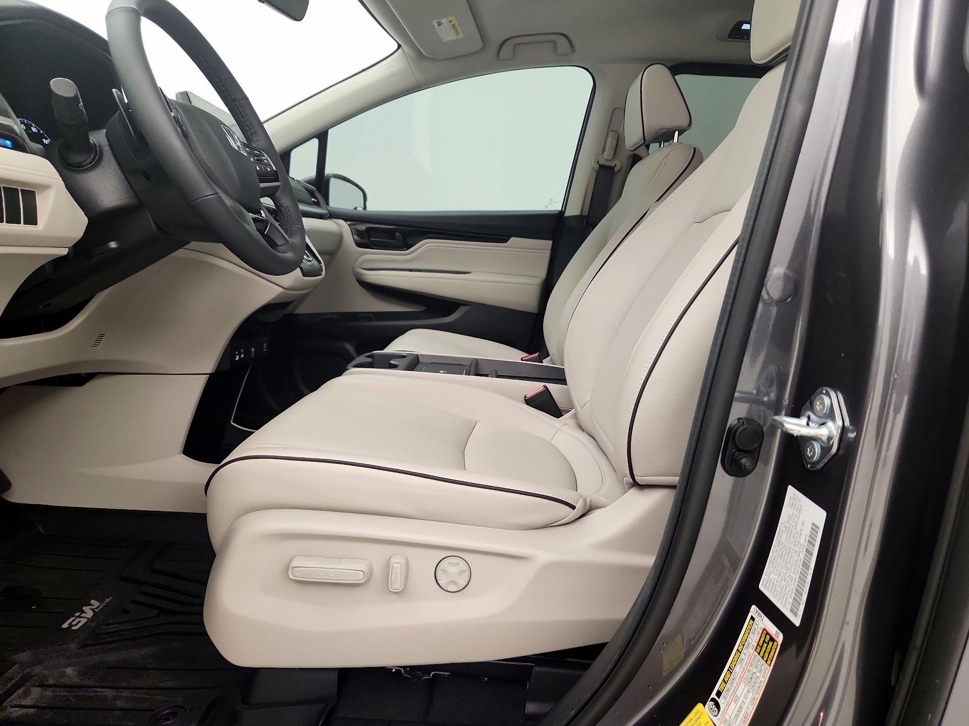 Thumbnail: 2026 Honda Odyssey - 11