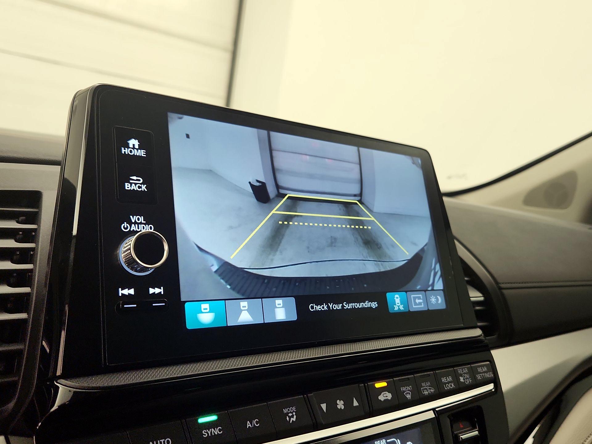 Thumbnail: 2026 Honda Odyssey - 14