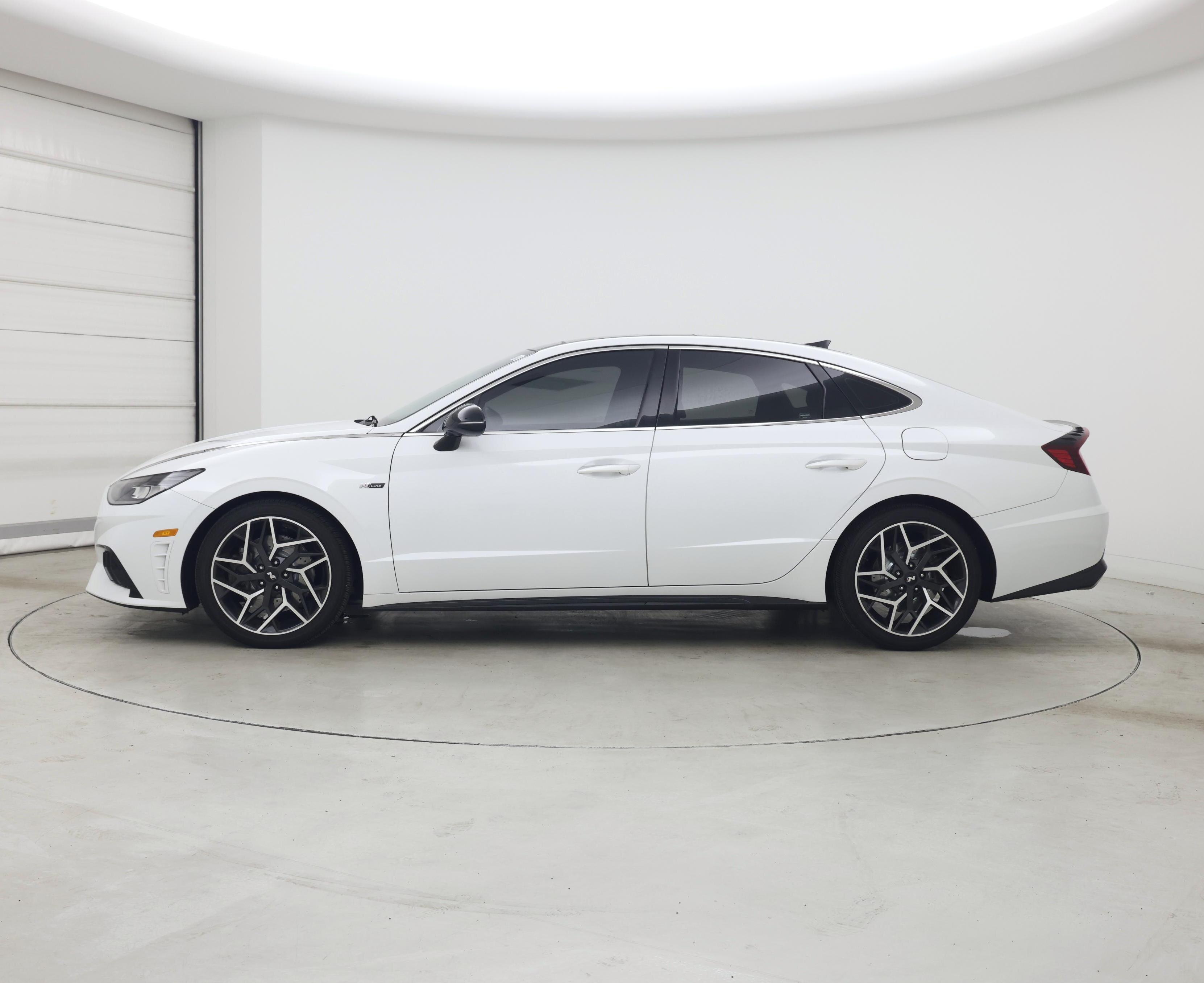 Thumbnail: 2022 Hyundai Sonata - 3