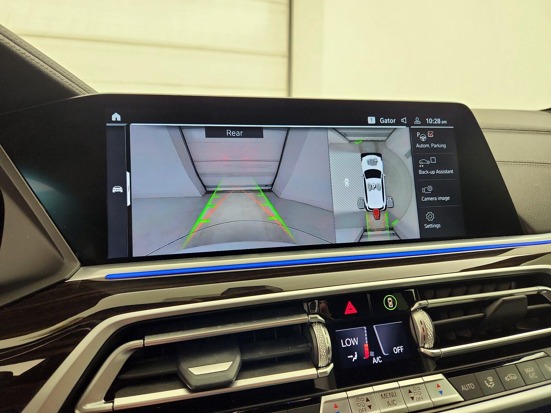 Thumbnail: 2021 BMW X5 - 15