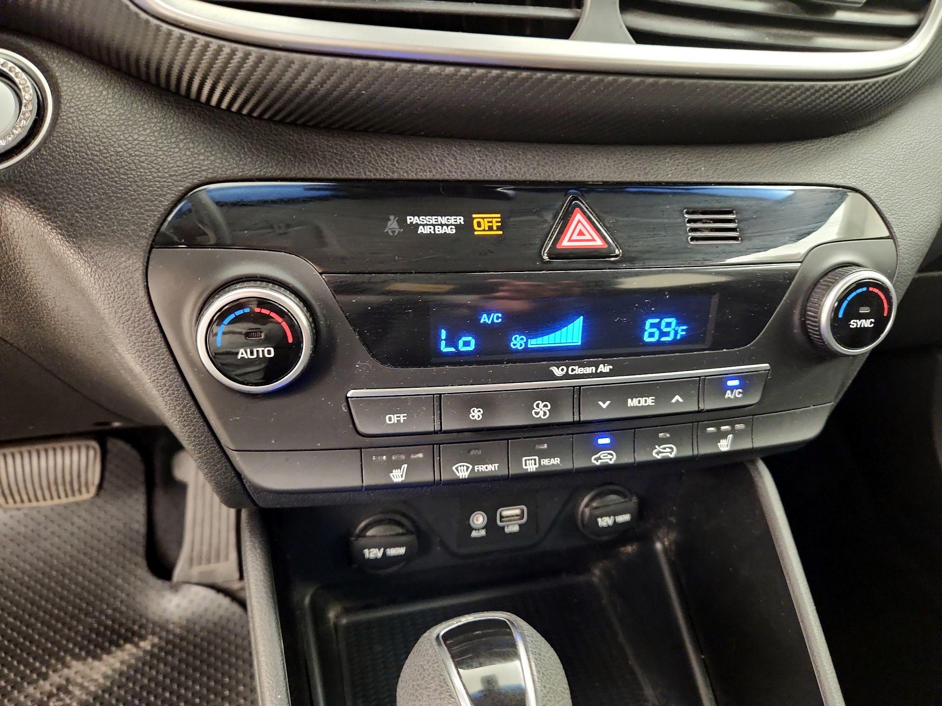 Thumbnail: 2019 Hyundai Tucson - 16