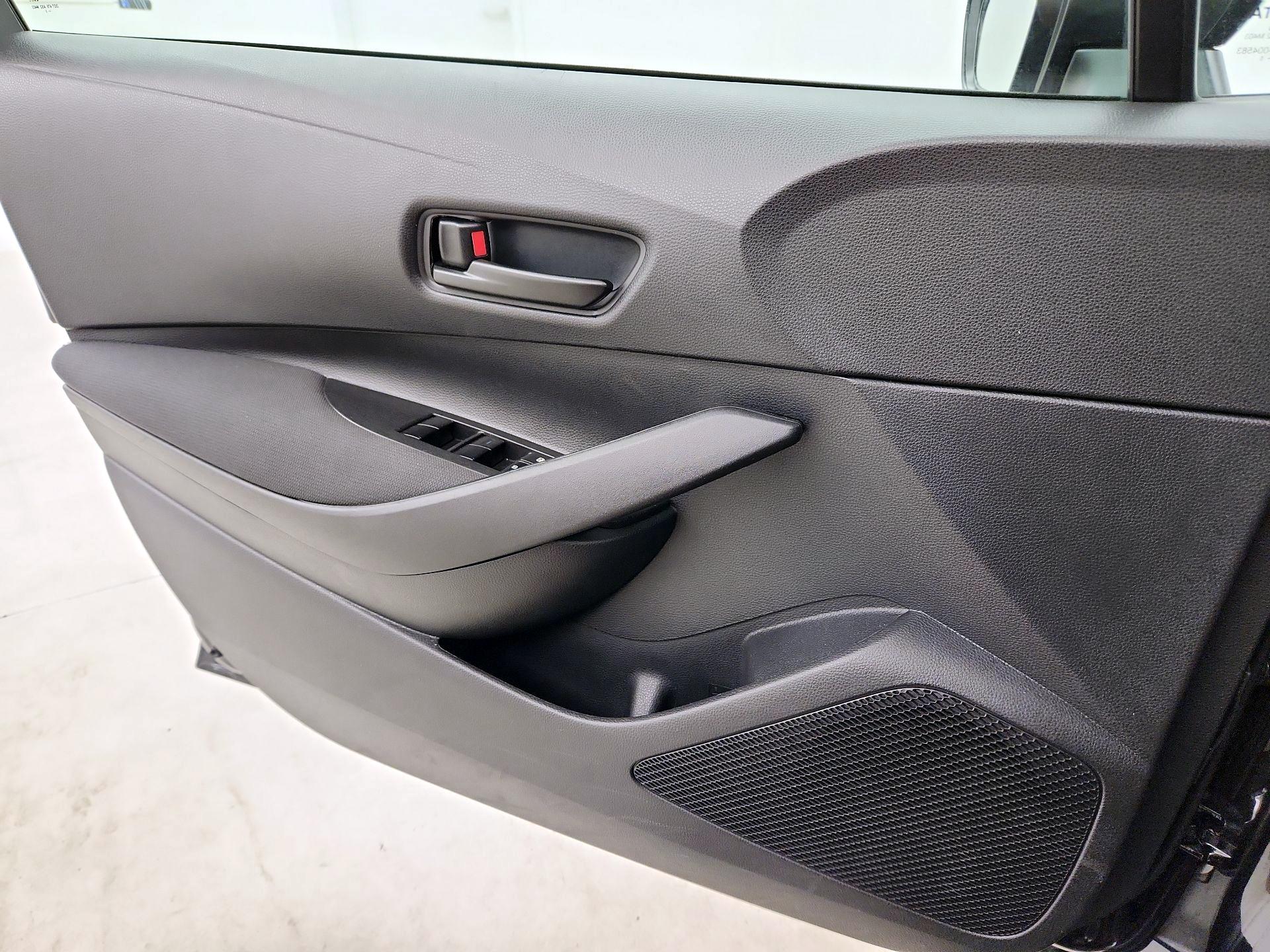 Thumbnail: 2025 Toyota Corolla - 12