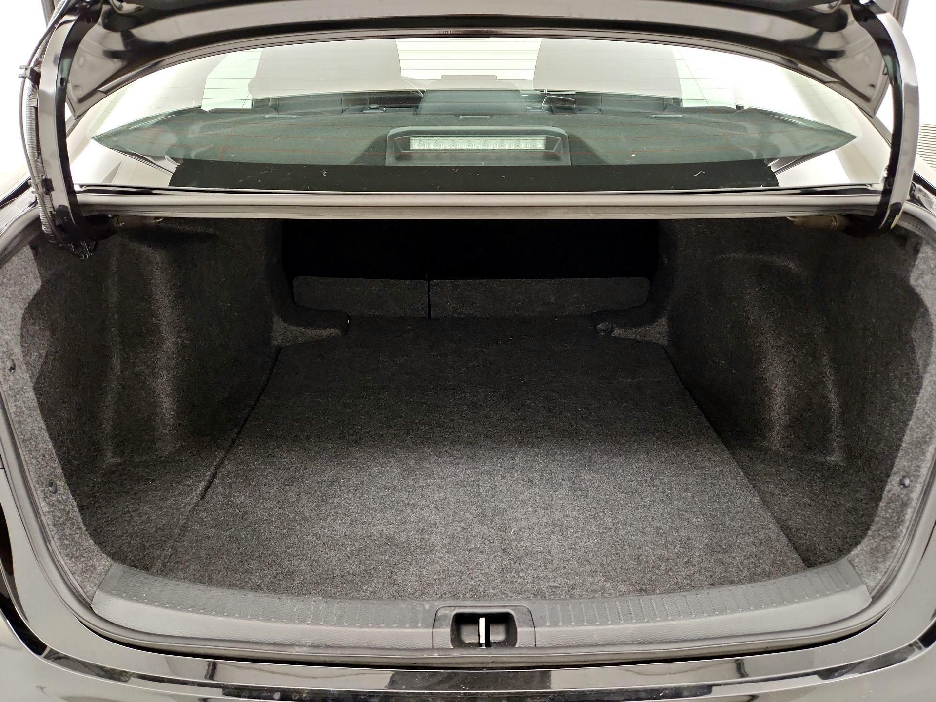 Thumbnail: 2025 Toyota Corolla - 20