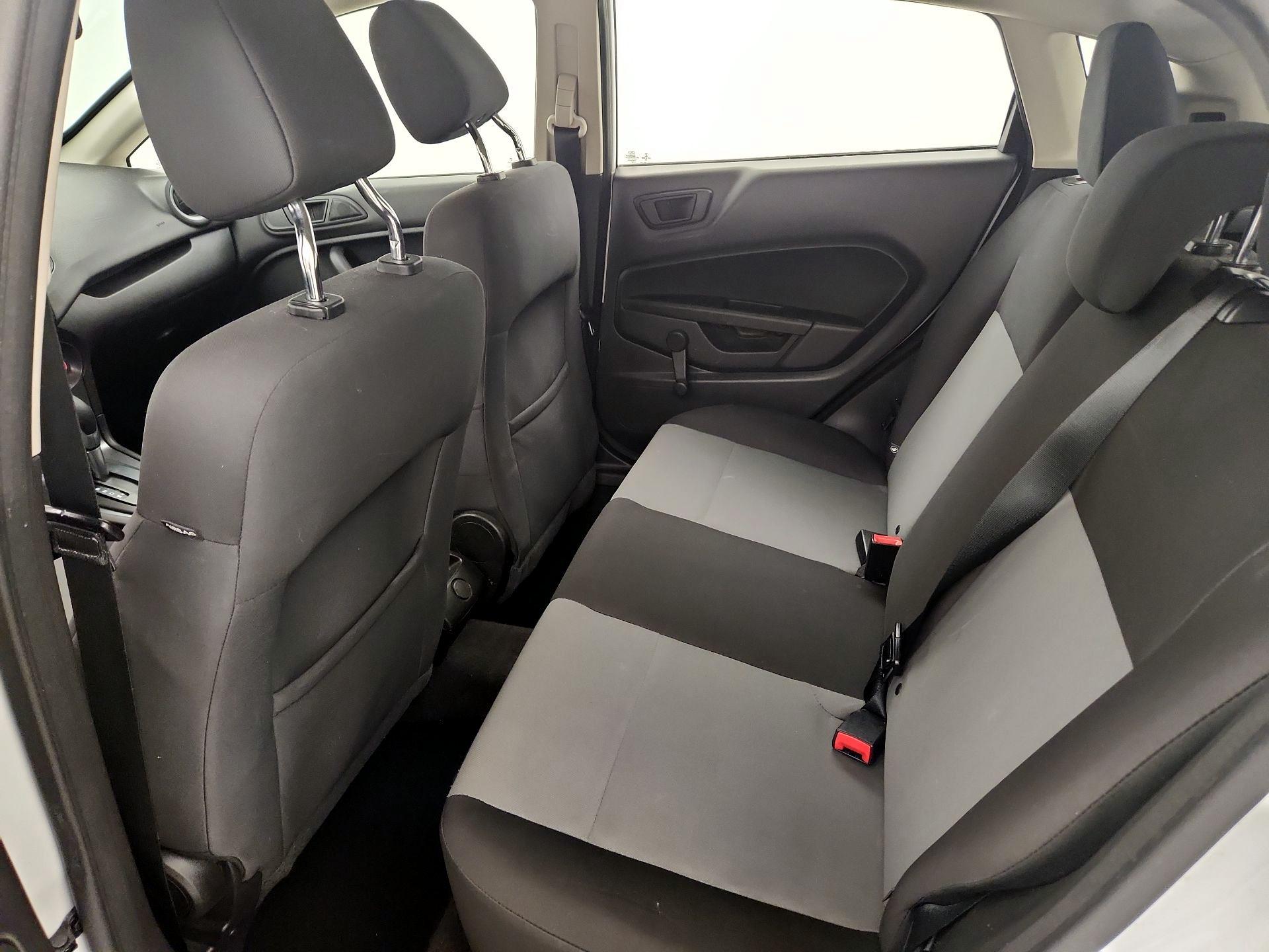 Thumbnail: 2016 Ford Fiesta - 18