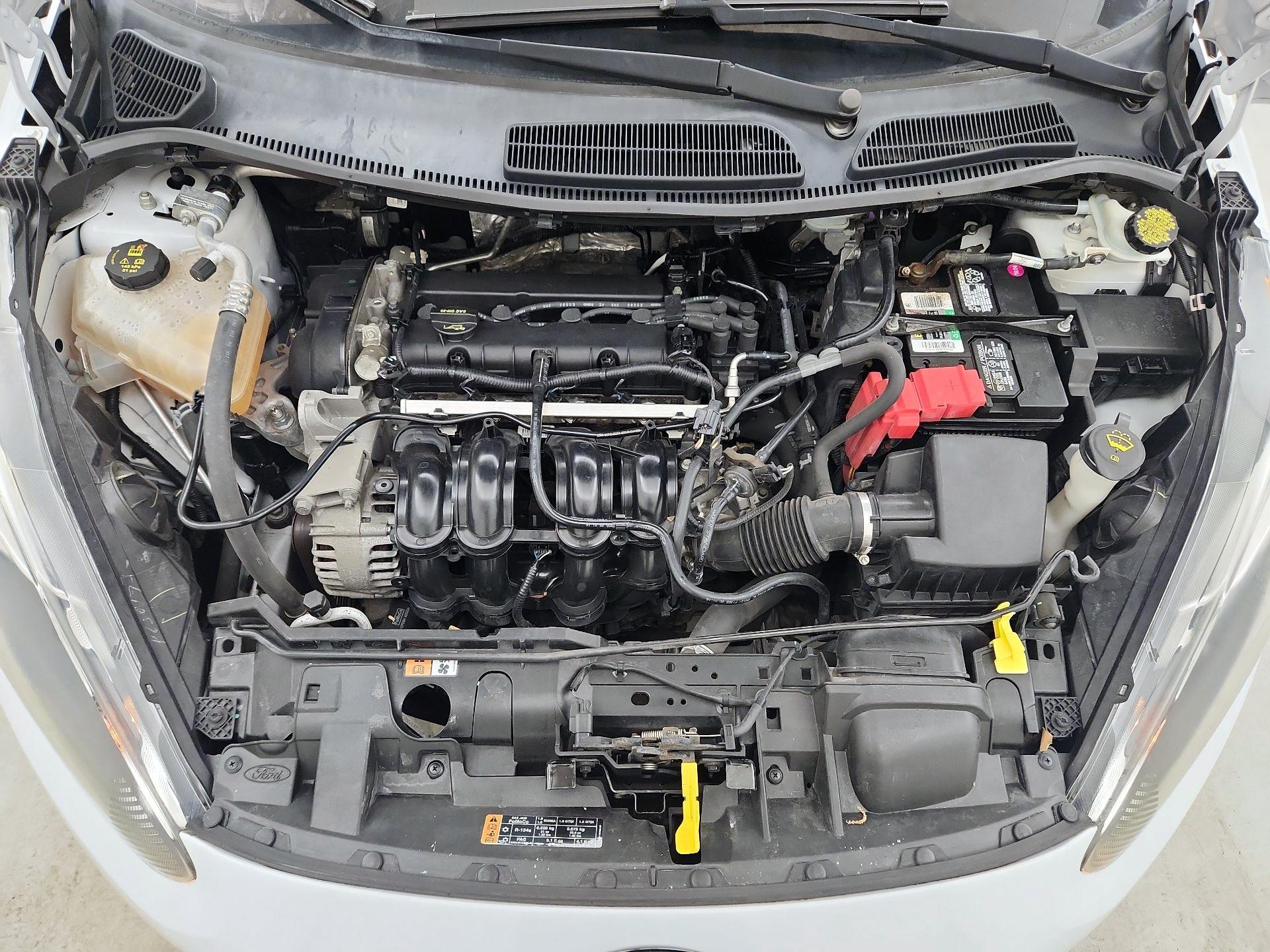 Thumbnail: 2016 Ford Fiesta - 20