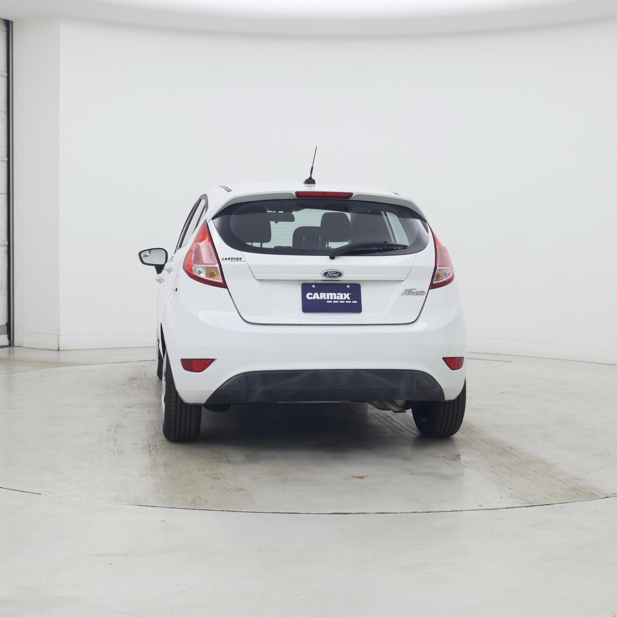 Thumbnail: 2016 Ford Fiesta - 6