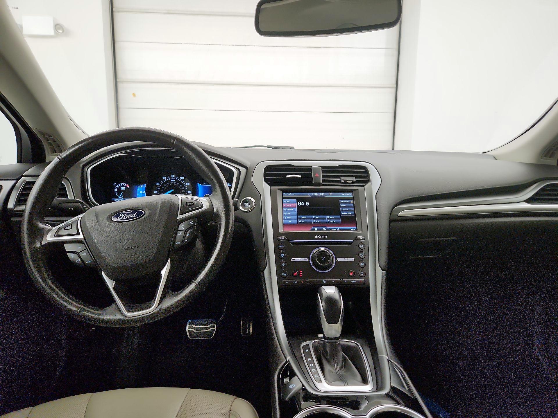 Thumbnail: 2016 Ford Fusion - 9