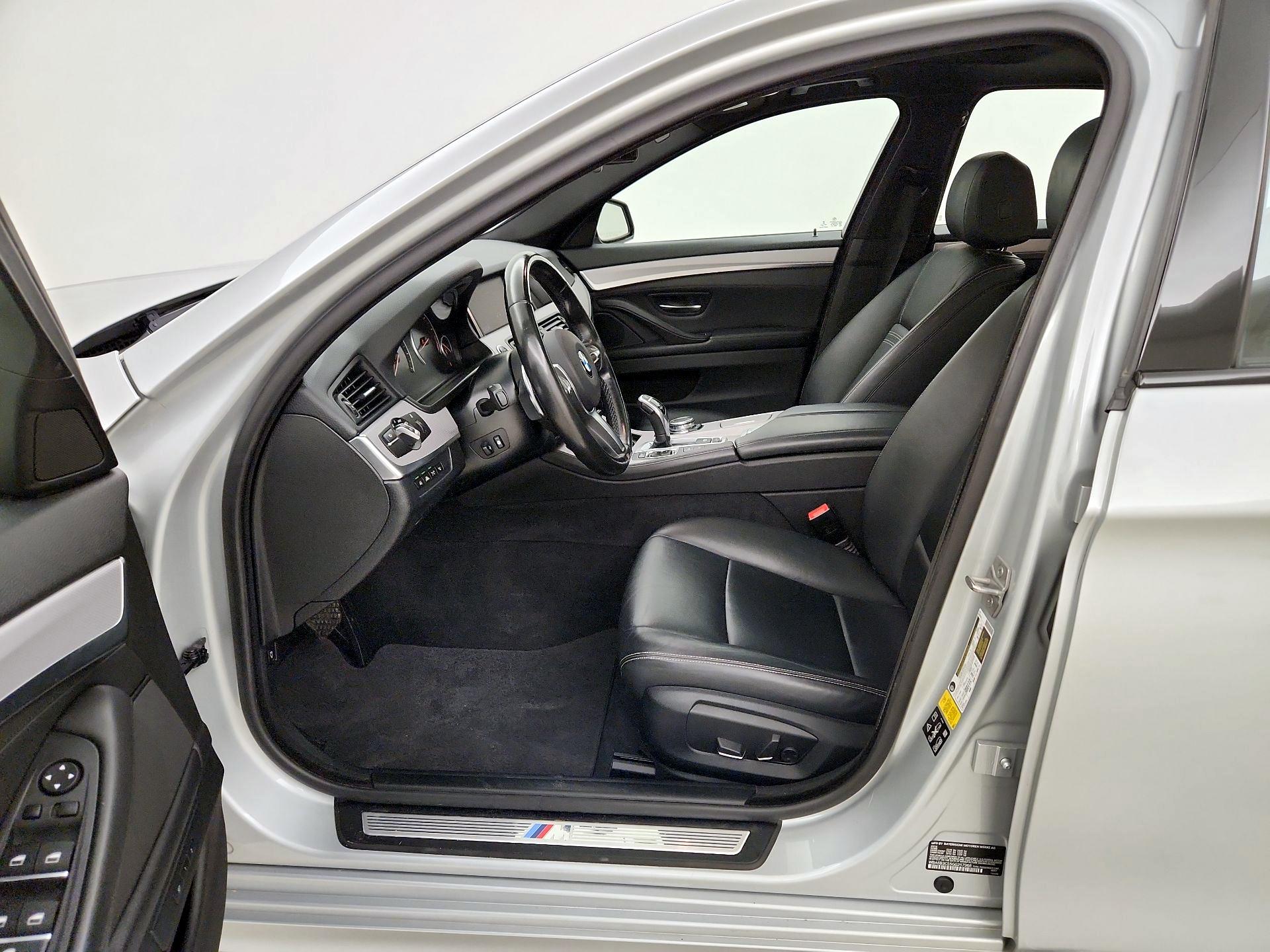 Thumbnail: 2016 BMW 5 Series - 11