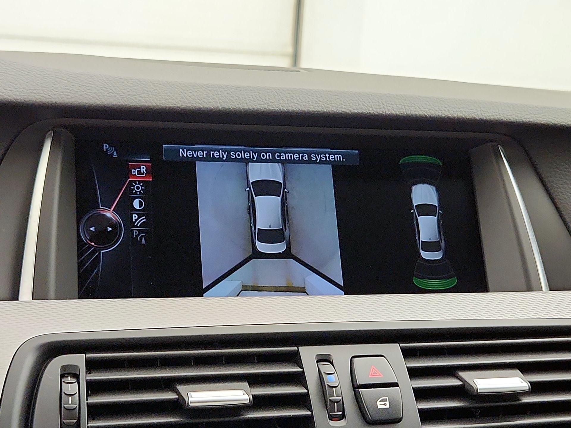 Thumbnail: 2016 BMW 5 Series - 15