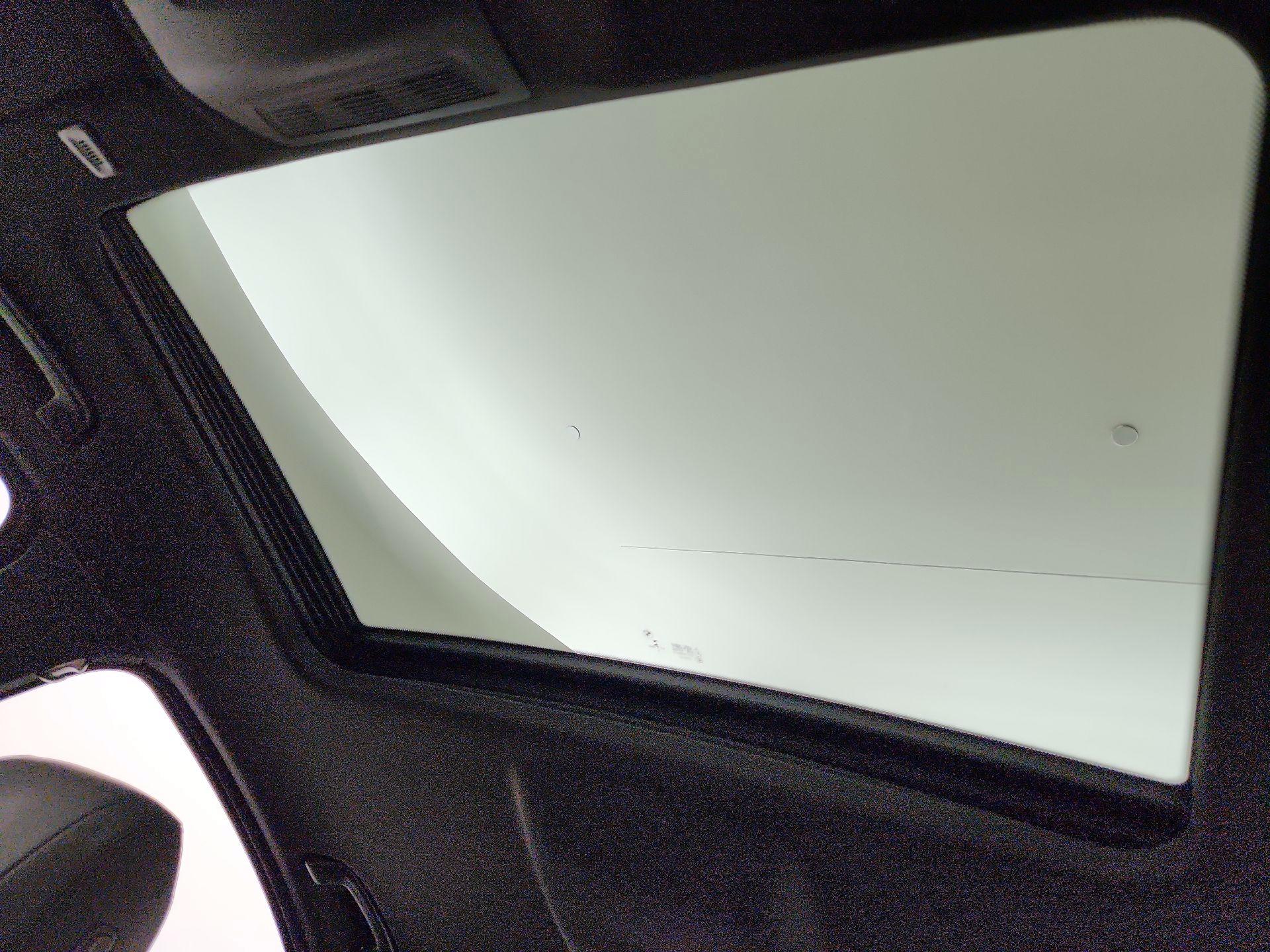 Thumbnail: 2016 BMW 5 Series - 20