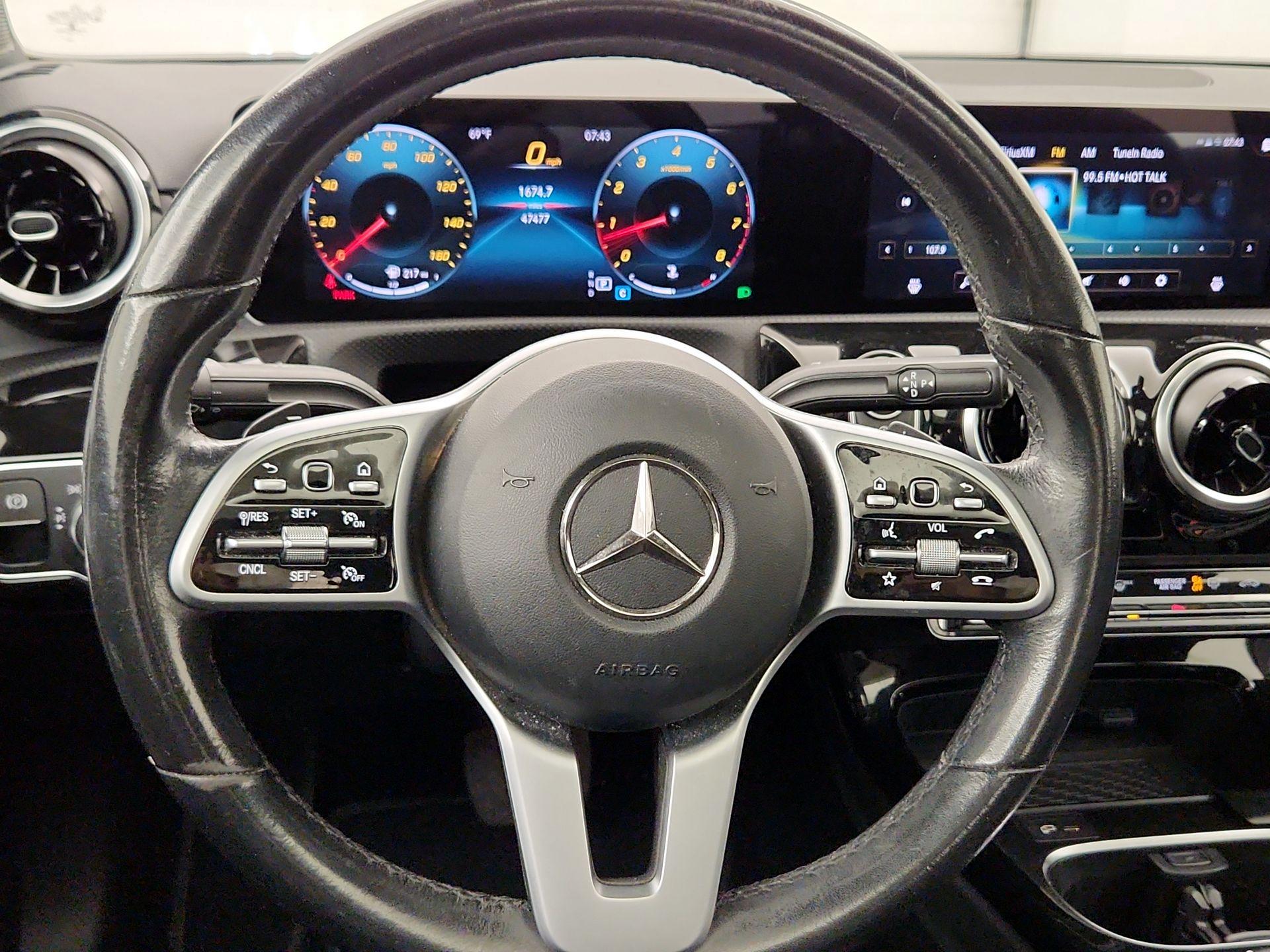 Thumbnail: 2019 Mercedes-Benz A-Class - 10