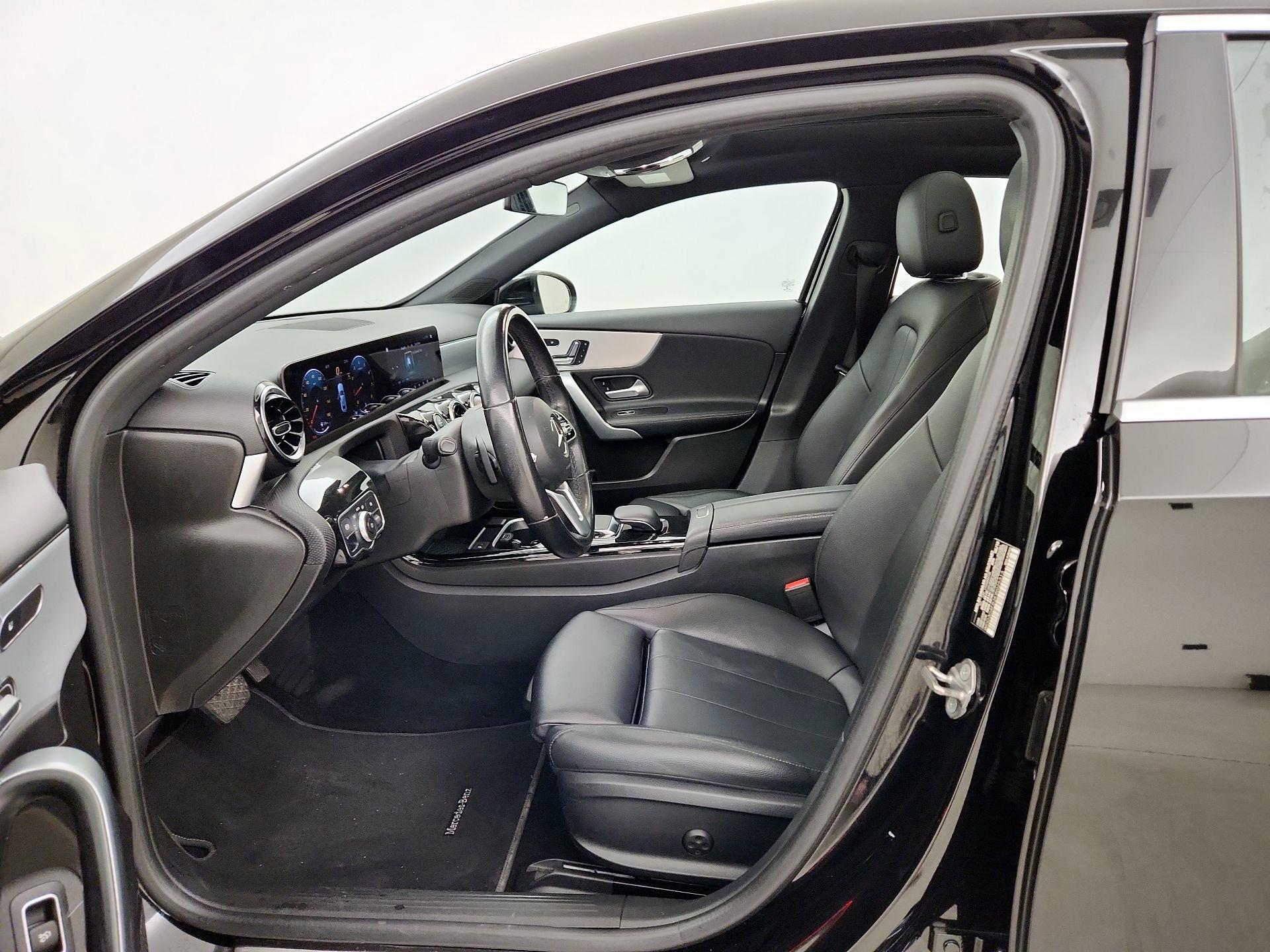Thumbnail: 2019 Mercedes-Benz A-Class - 11