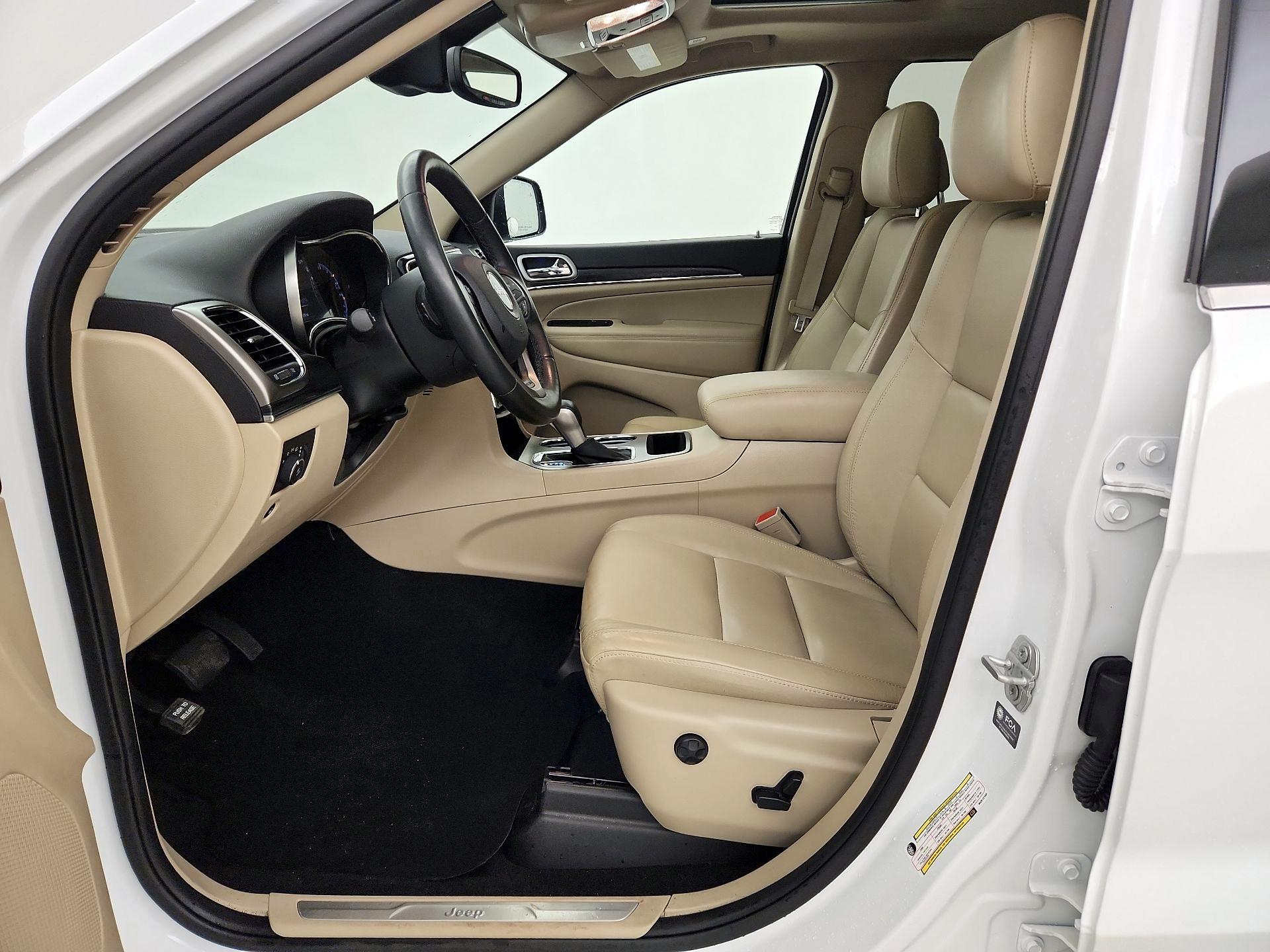 Thumbnail: 2021 Jeep Grand Cherokee - 11
