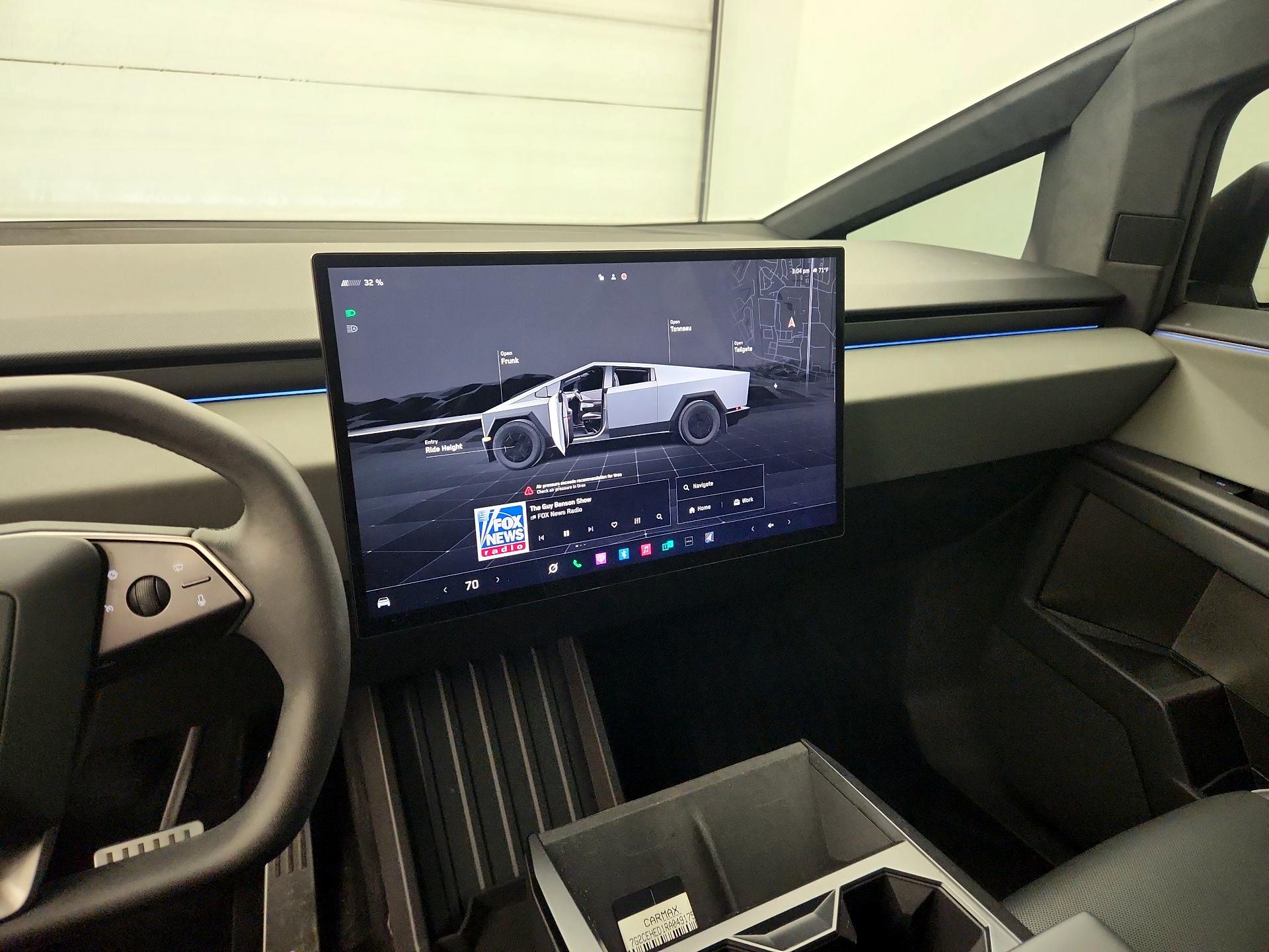 Thumbnail: 2024 Tesla Cybertruck - 9